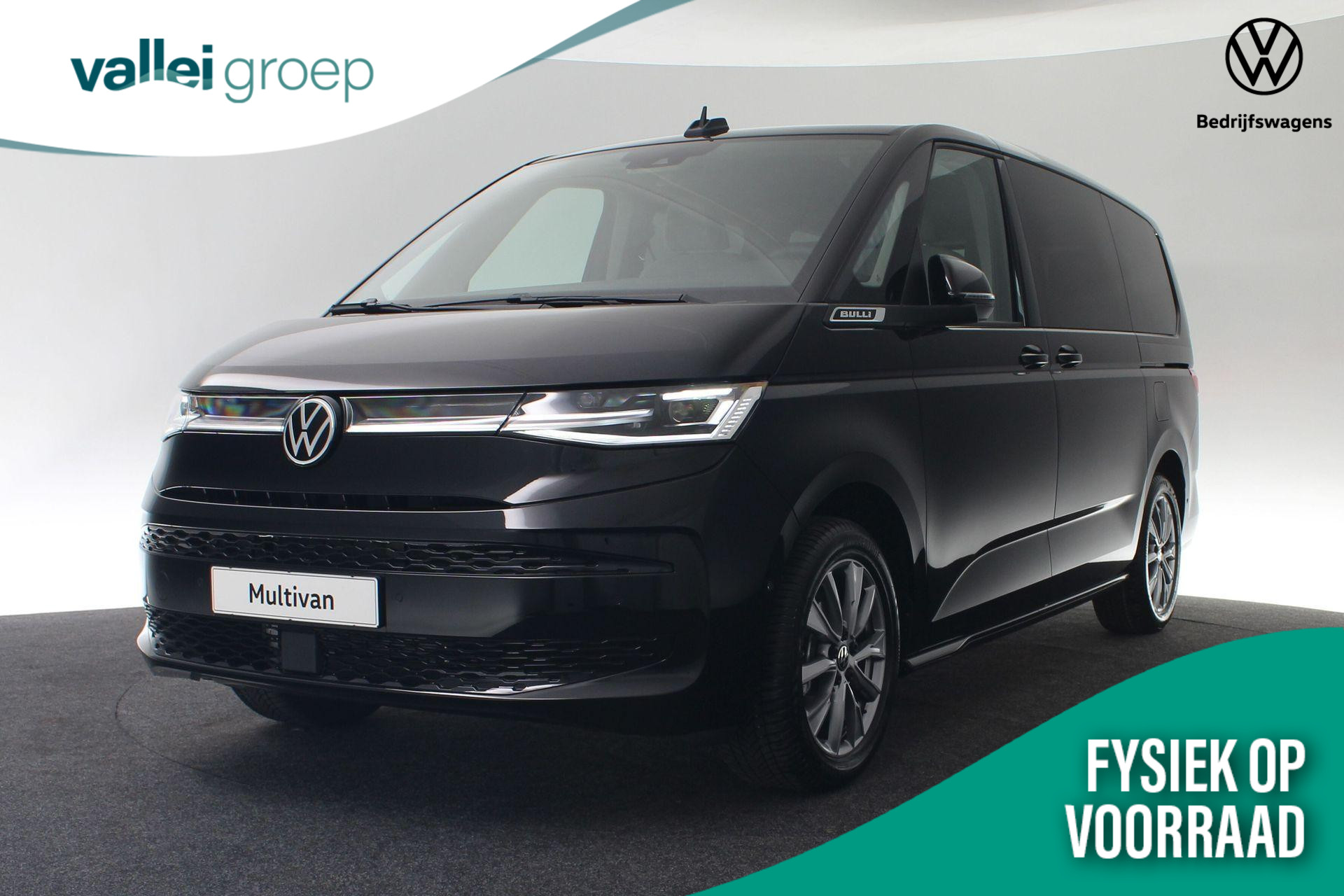 Volkswagen Multivan Bedrijfswagens Bulli Edition 1.5 eHybrid EU6 180 kW /245 pk | LED | Navigatie | 7 Zits met Vis a Vis opstelling | Trekhaak | Stoelverwarming | Privacy glas