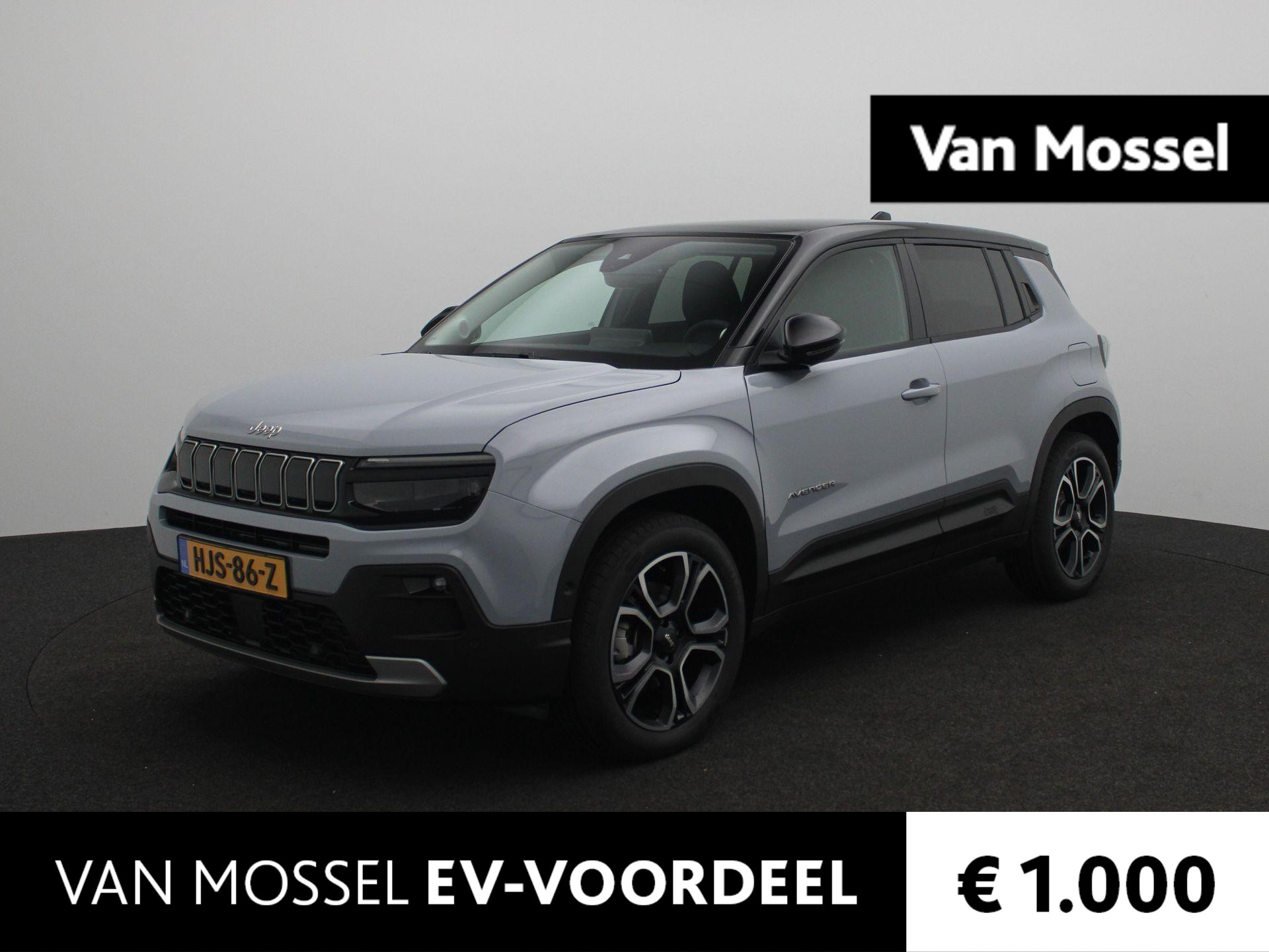 Jeep Avenger Summit 54 kWh | Storm Grey | Achteruitrij camera | Panoramadak | Lederen bekleding | DEMO |