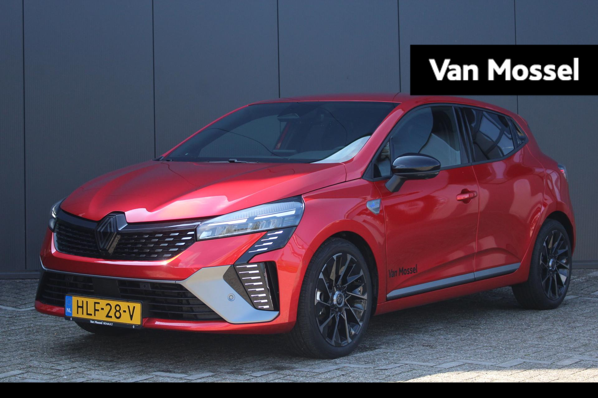 Renault Clio 1.6 E-Tech Full Hybrid 145Pk esprit Alpine | Google Navigatie | Draadloze Apple & Android Carplay | 360 Parkeersensoren & 360 Camera | Bose Geluidsysteem | Stoel & Stuurverwarming |
