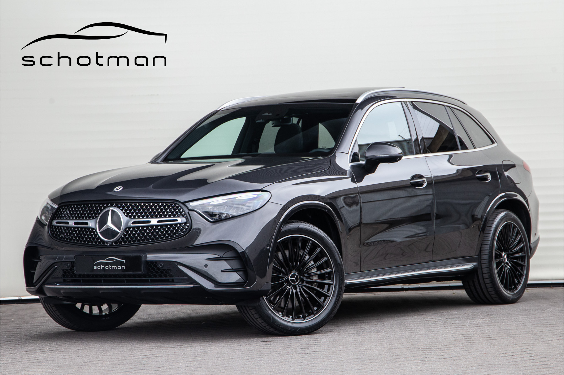 Mercedes-Benz GLC 300e 4MATIC AMG Premium, Pano, Distronic, Trekhaak, 20" 2024