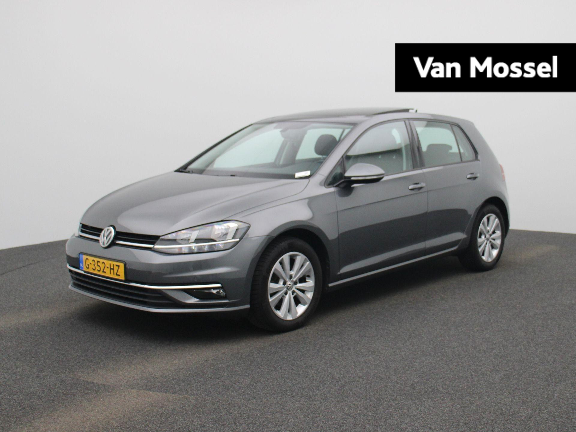 Volkswagen Golf 1.0 TSI Comfortline Business 116 PK | Navigatie | Airco | Stoelverwarming | Adaptieve Cruise Control | Lane Assist | Apple Carplay | Achteruitrijcamera | Parkeersensoren voor- en achter | Panoramadak |