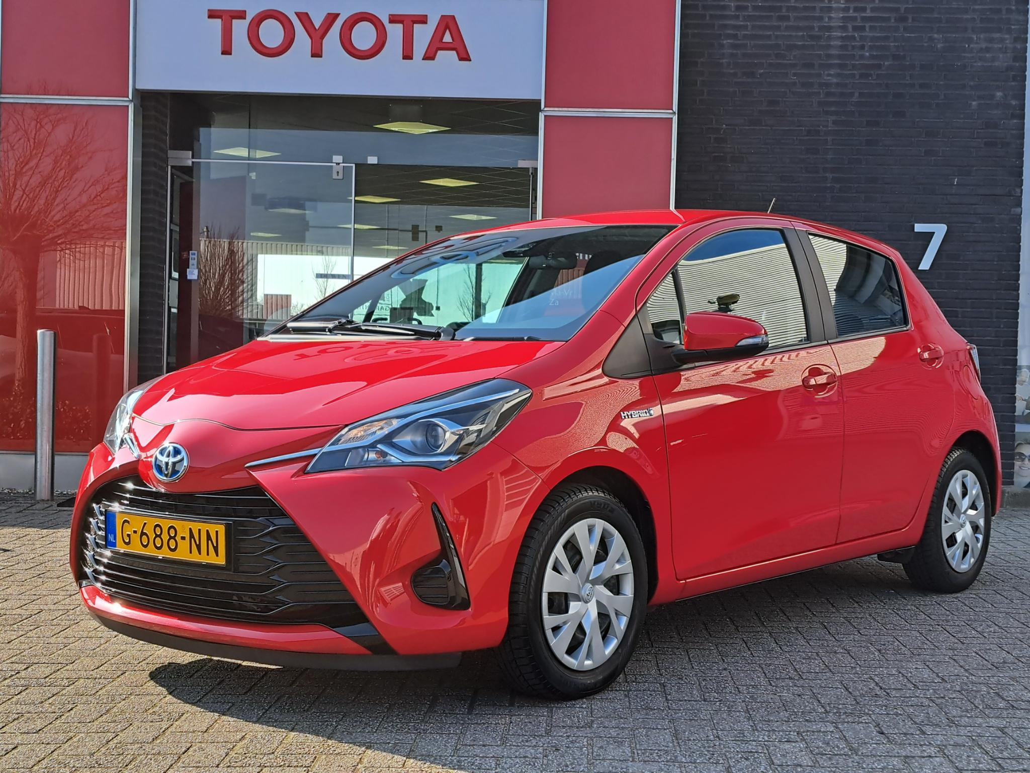 Toyota Yaris 1.5 Hybrid CAMERA CRUISE CLIMATE DEALERONDERHOUDEN