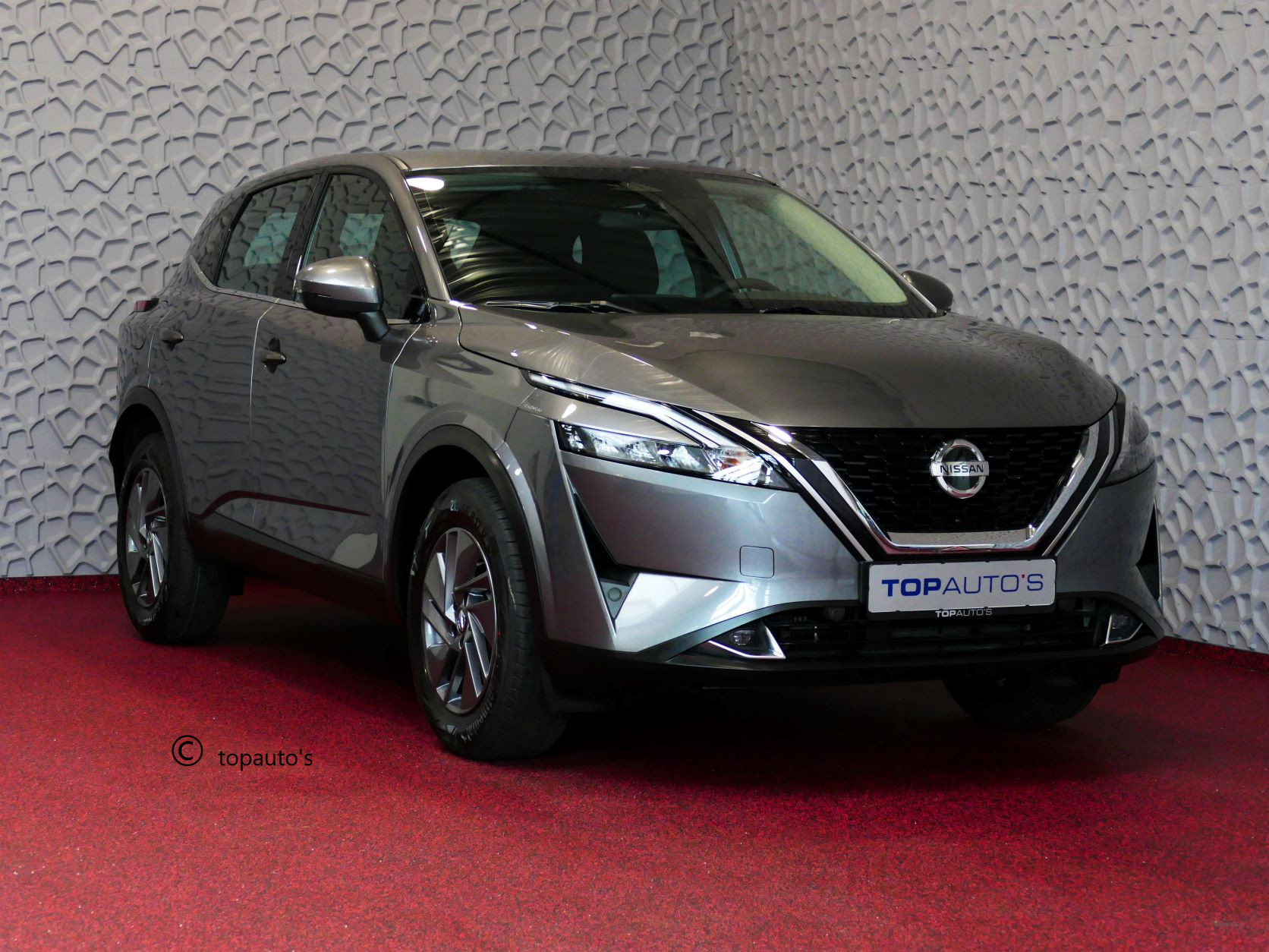Nissan QASHQAI 1.3 MHEV 160PK NAVI CARPLAY CAMERA STOEL/STUUR/RUIT VERW. LMV PDC ECC LED ADAP.CRUISE 2024