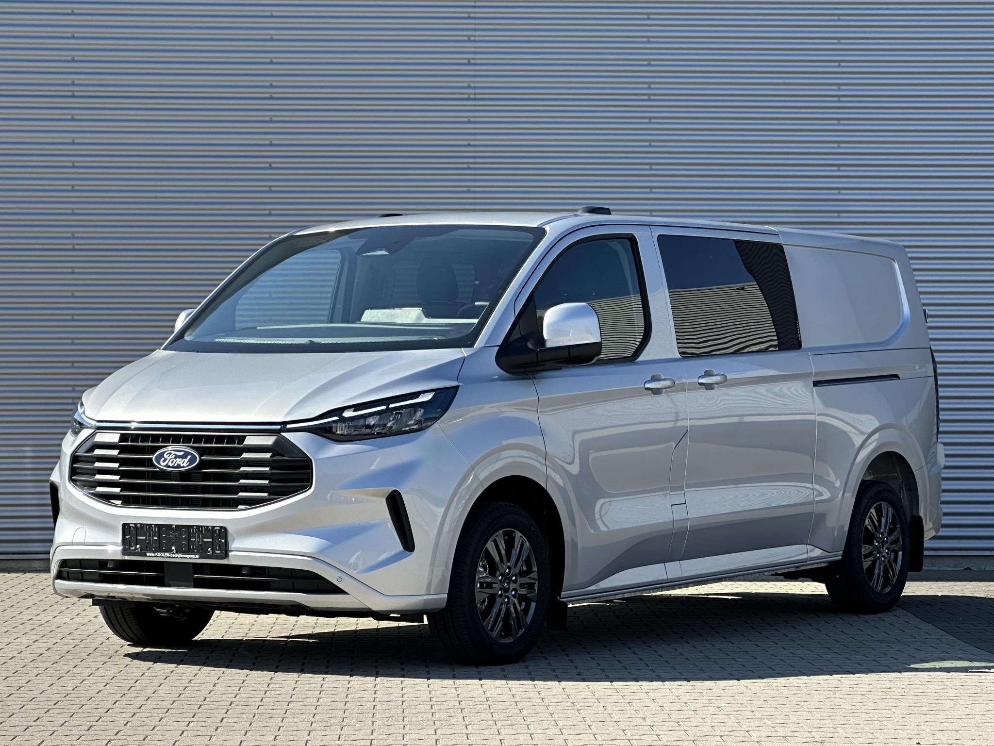 Ford Transit Custom 300 2.0 TDCI L2H1 Trend DC Dubbele cabine BPM vrij