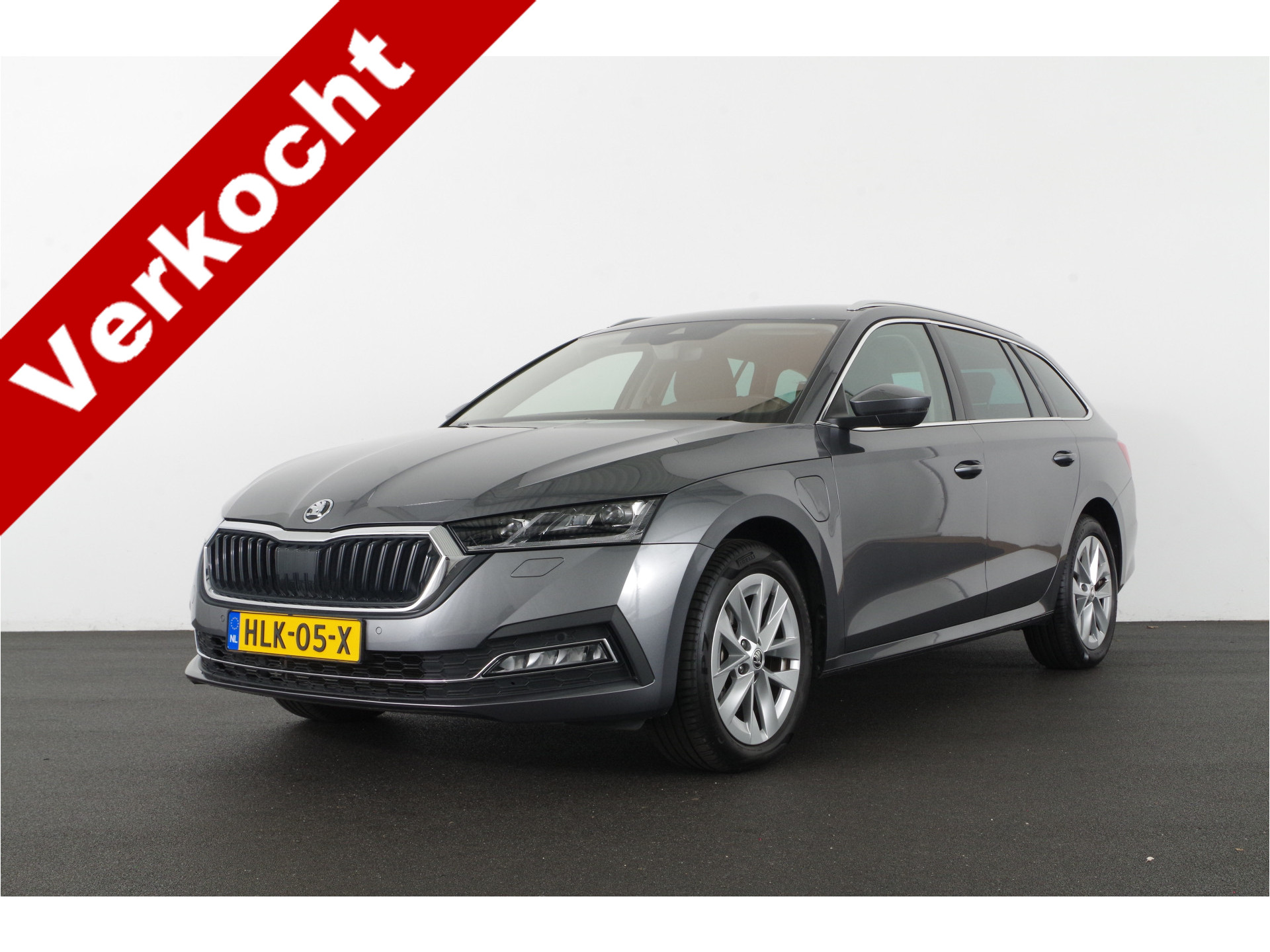 Škoda Octavia Combi 1.4 TSI iV PHEV Style > Camera/Trekhaak/Adaptive onderstel DCC...