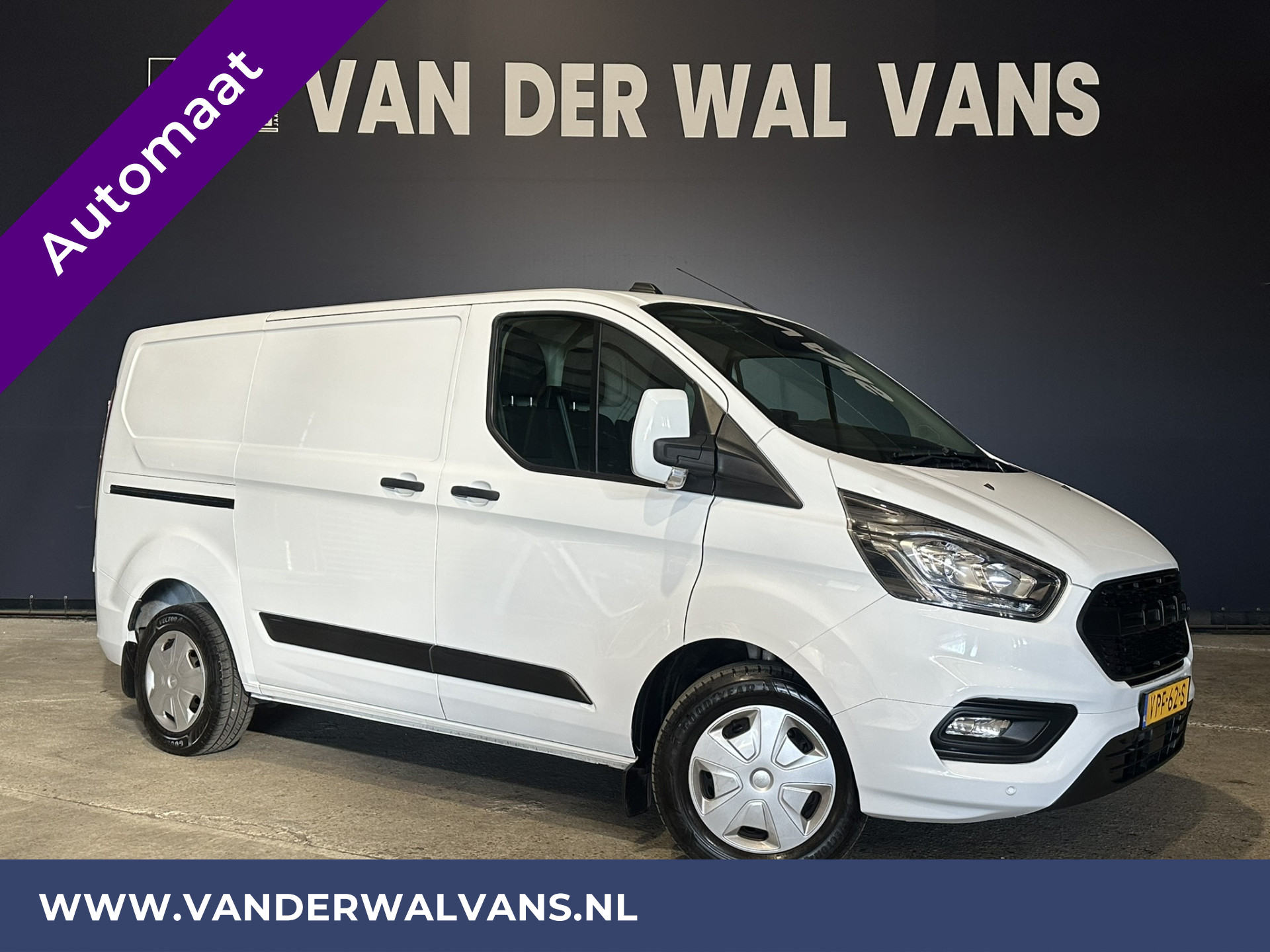 Ford Transit Custom 2.0 TDCI 130pk Automaat L1H1 Euro6 Airco | Apple Carplay | Camera | Cruisecontrol | Trekhaak parkeersensoren, verwarmde voorruit