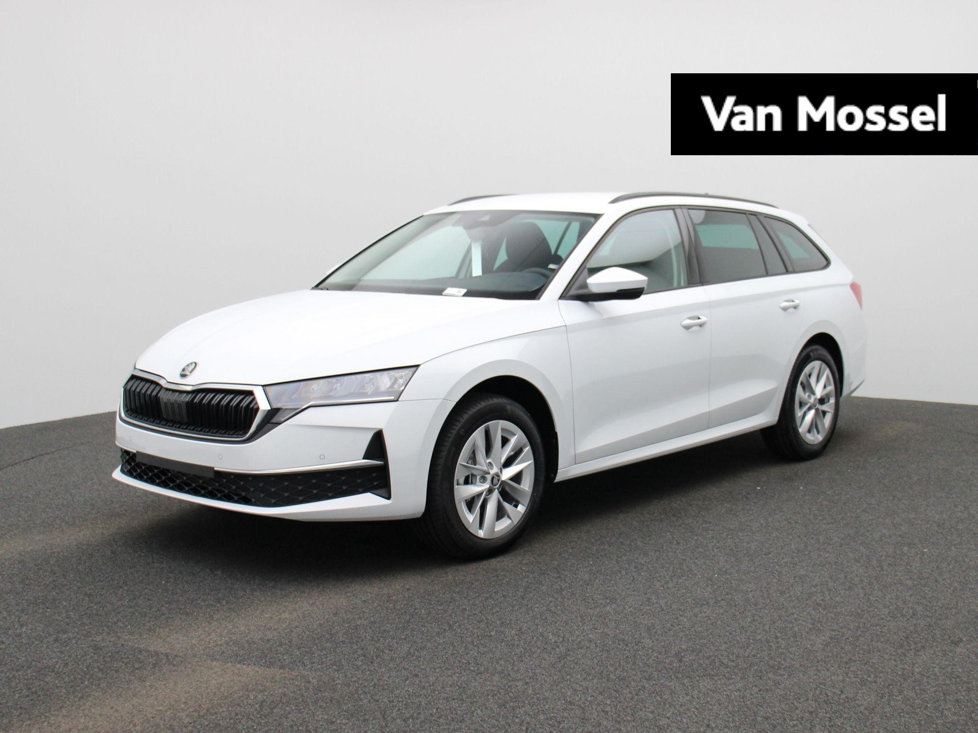 Škoda Octavia Combi 1.5 TSI MHEV Business Edition Plus | Automaat | LED Koplampen | Navigatie | Climate Control | Adaptive Cruise Control | Apple Carplay/Android Auto | Stoelverwarming | Privacy Glass | Parkeersensoren | Lichtmetalen velgen | Direct leverbaar! |