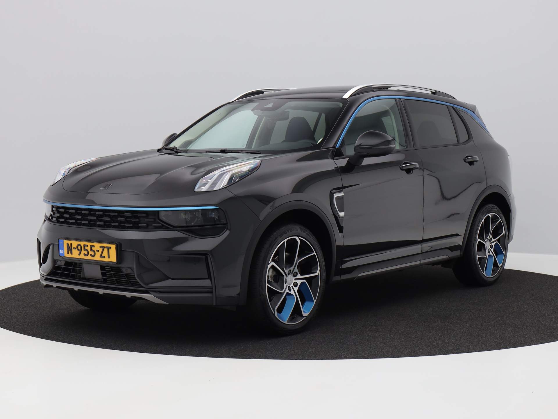 Lynk&Co 01 1.5 261 PK Plug-in Hybrid | PANO | ACC | KEYLESS | APPLE CARPLAY