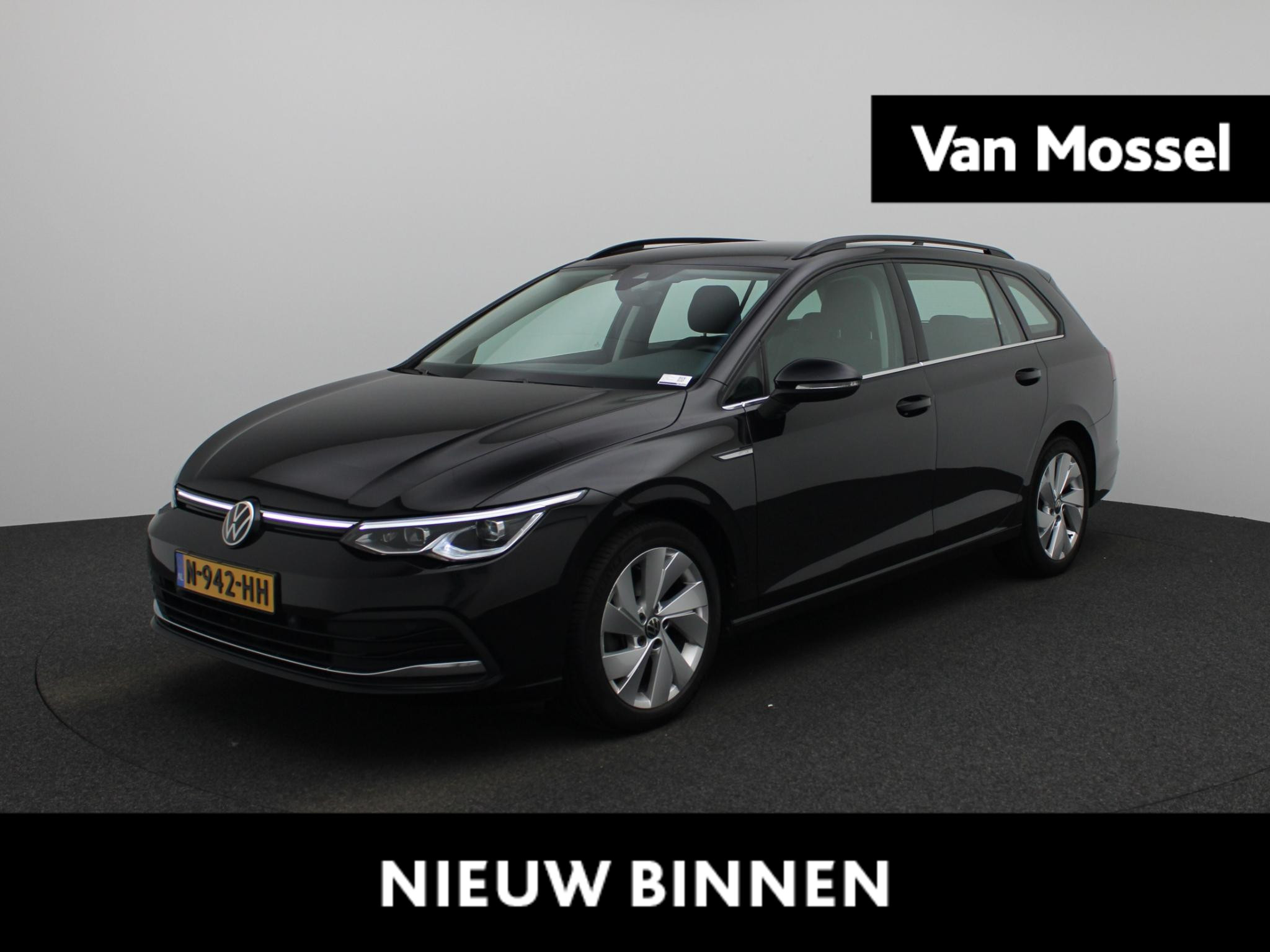 Volkswagen Golf Variant 1.5 eTSI Style | APPLE CARPLAY/ ANDROID AUTO | DAB+ | LICHTSENSOR | CRUISE CONTROL ADAPTIEF | LED KOPLAMPEN | PARKEESENSOREN | LICHTMETALEN VELGEN | CONNECTED SERVICES | REGENSENSOR | R-LINE EXTERIEUR