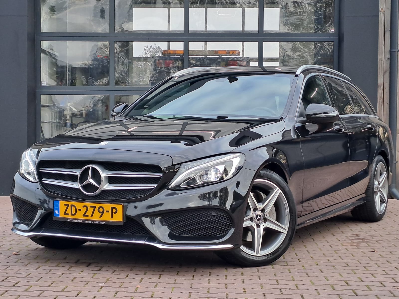 Mercedes-Benz C-Klasse Estate 180 AMG Sport Edition | Led | Navi | Trekhaak | ECC | Leder | Vol opties |