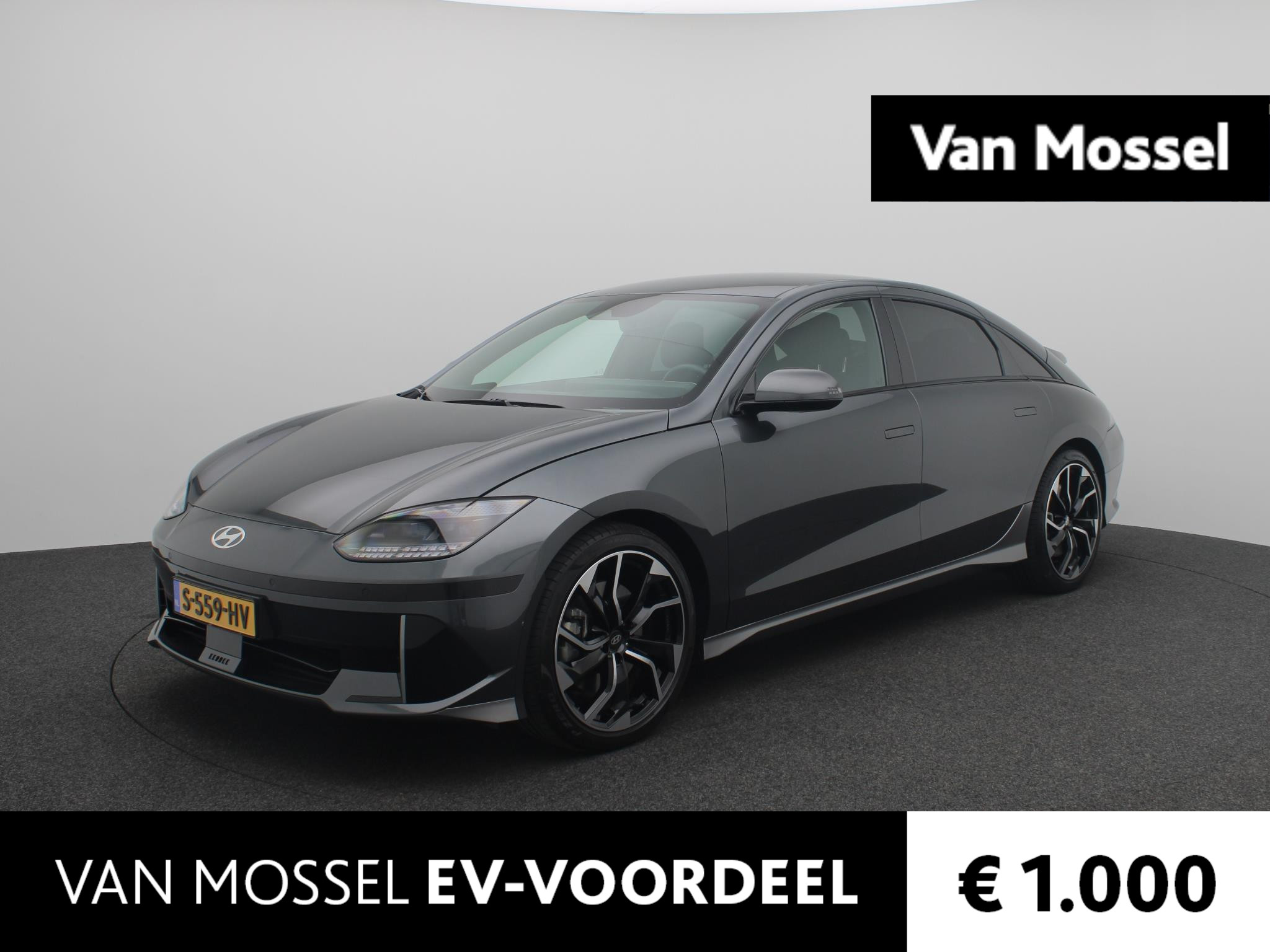 Hyundai IONIQ 6 Connect 77.4 kWh Hyundai IONIQ 6 Connect 77 kWh | 20 inch velgen | Navigatie | Stoelverwarming | DAB+ | Achteruitrij camera | Stuurverwarming |