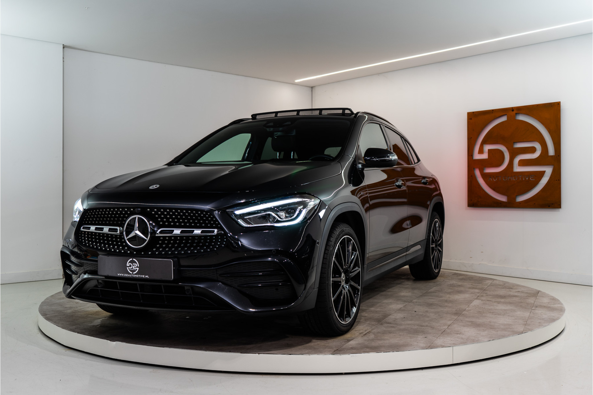 Mercedes-Benz GLA 250 e AMG Line 218PK | Pano | Sfeer | Trekhaak | AR | Carplay | 12 MND Garantie