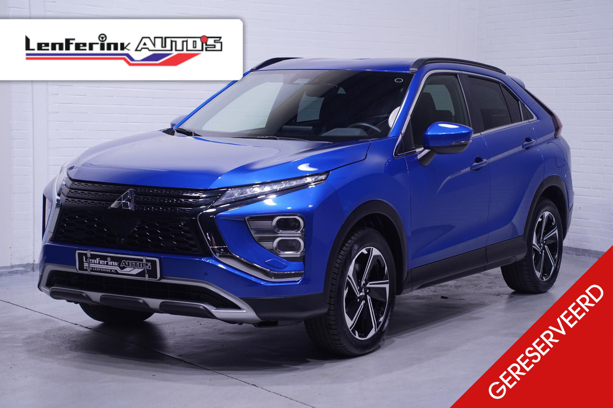 Mitsubishi Eclipse Cross 2.4 PHEV Intense Navi Leder/alcantara Camera PDC v+a