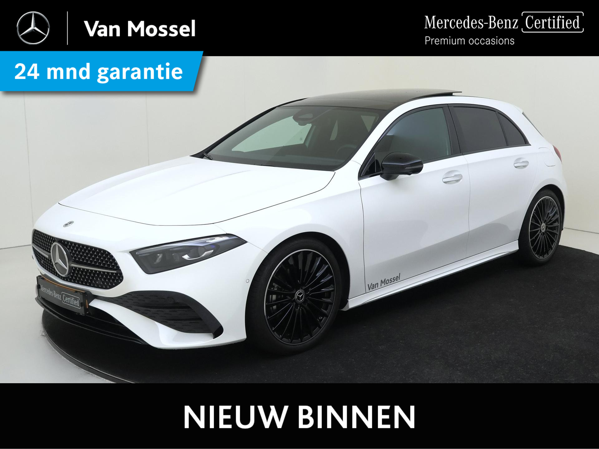 Mercedes-Benz A-Klasse 180 Star Edition AMG Line / Panoramadak/ Night/ 19 inch/ Sfeerverlichting