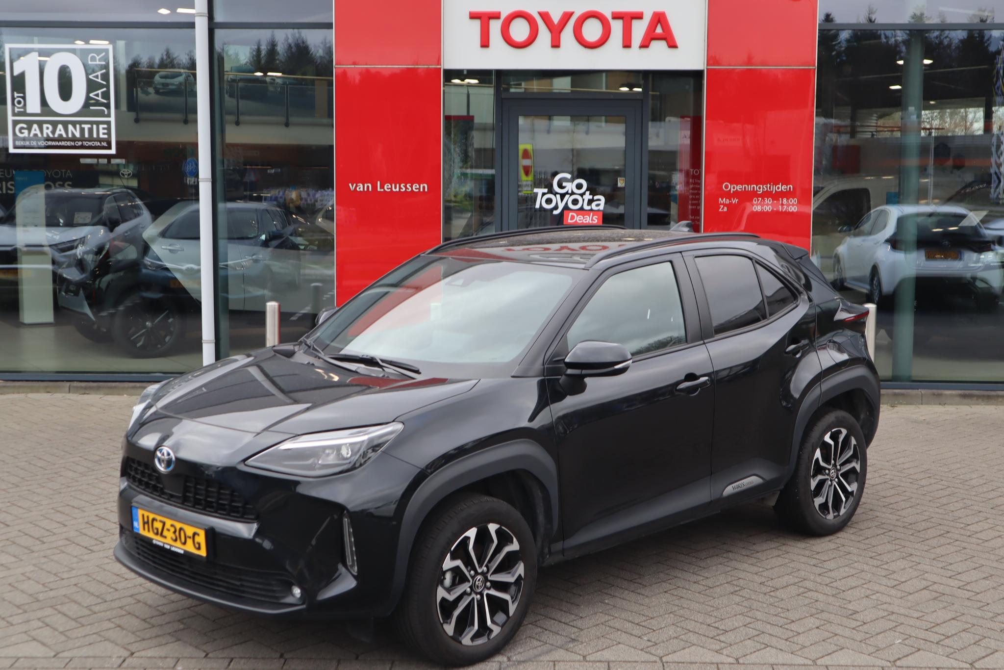Toyota Yaris Cross 1.5 HYBRID STYLE APPLE/ANDROID PANODAK EL-ACHTERKLEP KEYLESS NAVI STUUR/STOEL VERWARM. HEAD-UP