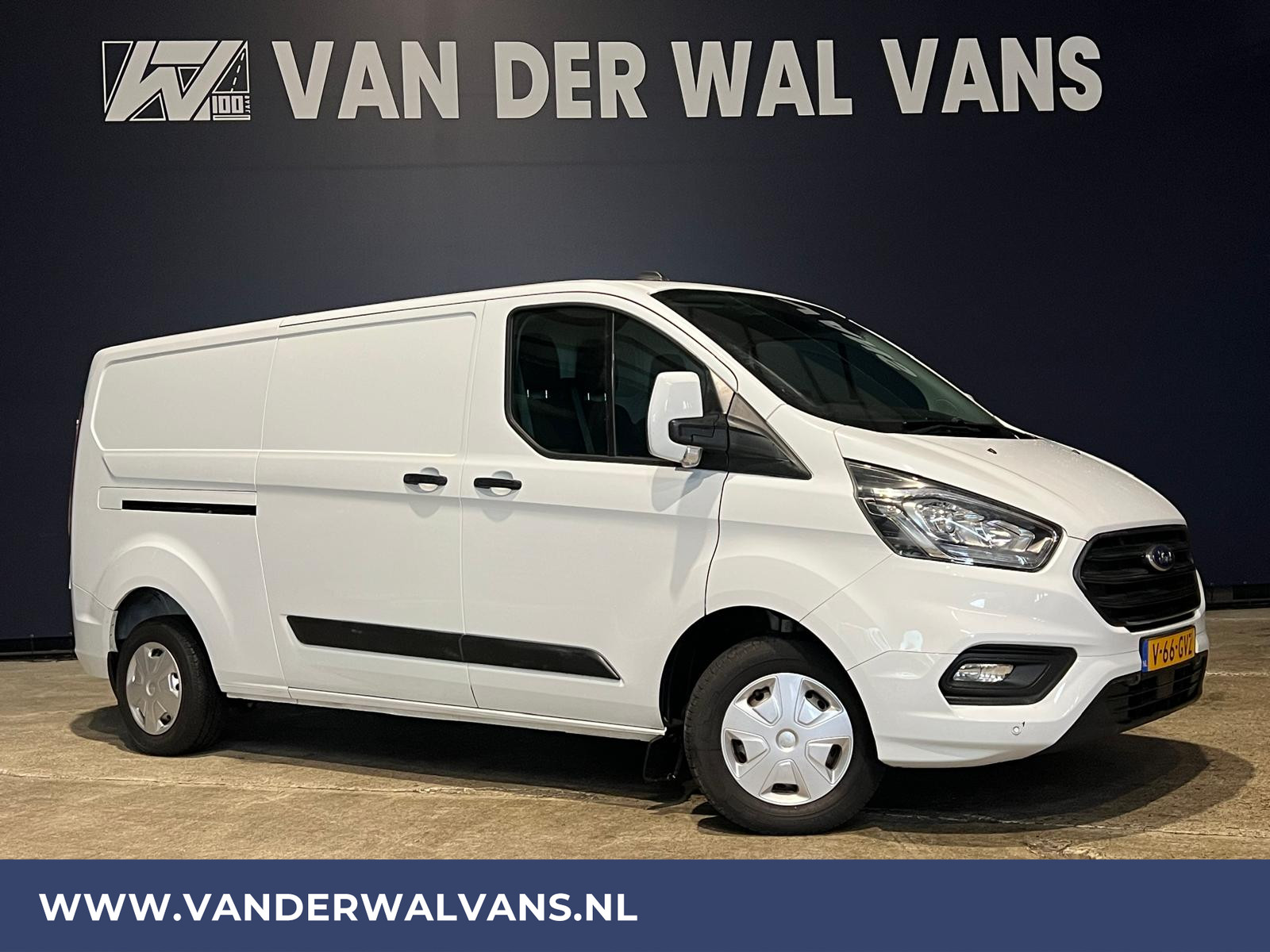 Ford Transit Custom 2.0 TDCI L2H1 Euro6 Airco | Camera | Apple Carplay | Cruisecontrol | LED | Parkeersensoren Android Auto, Verwarmde voorruit, Bijrijdersbank, 2800kg trekvermogen