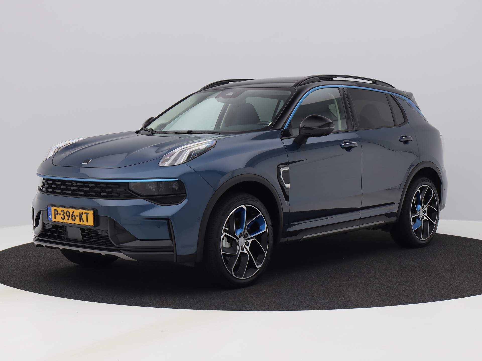 Lynk&Co 01 1.5 261 PK Plug-in Hybrid | PANO | ACC | KEYLESS | APPLE CARPLAY | 360º
