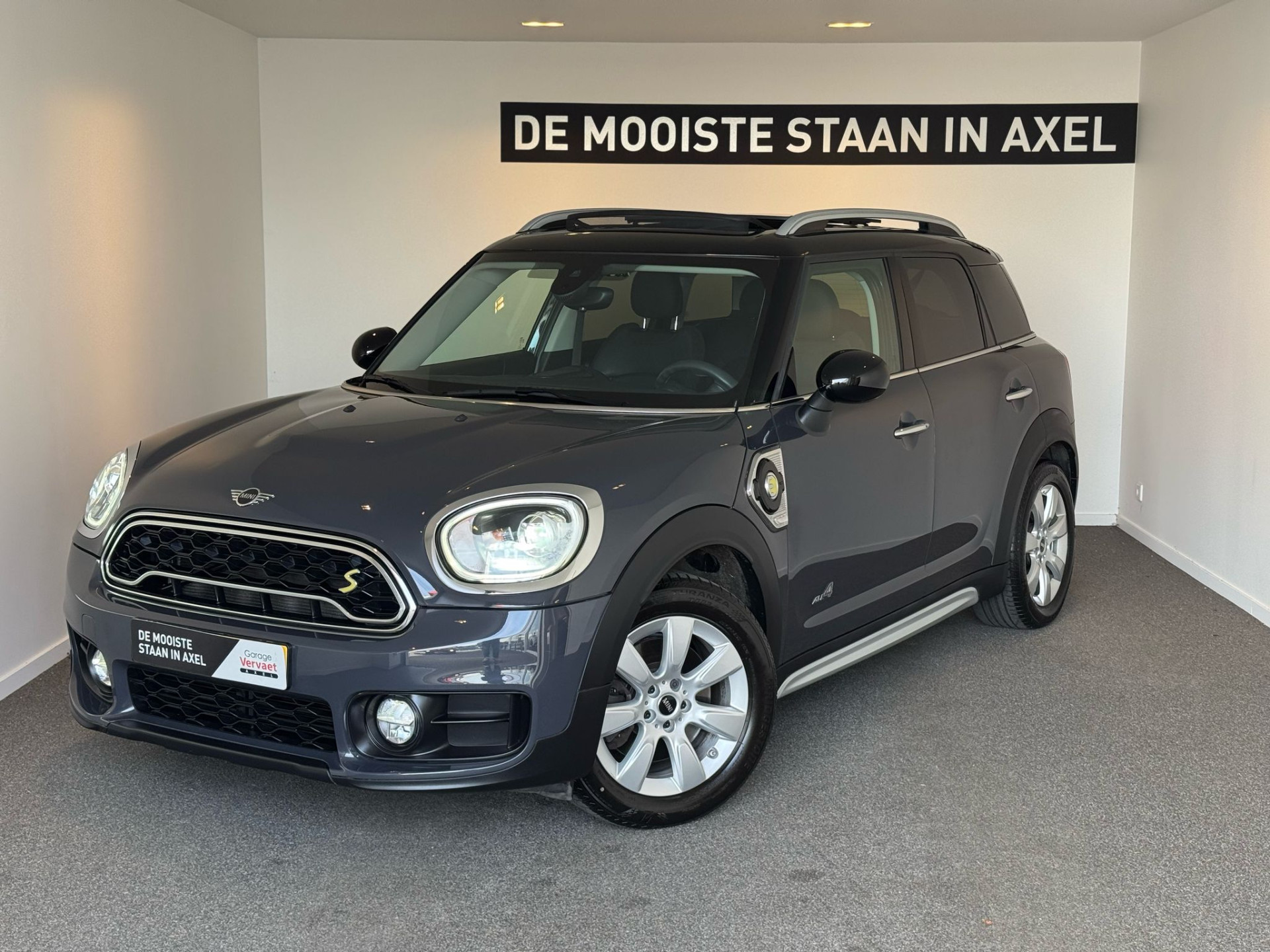 MINI Countryman Mini Cooper S E ALL4 Chili