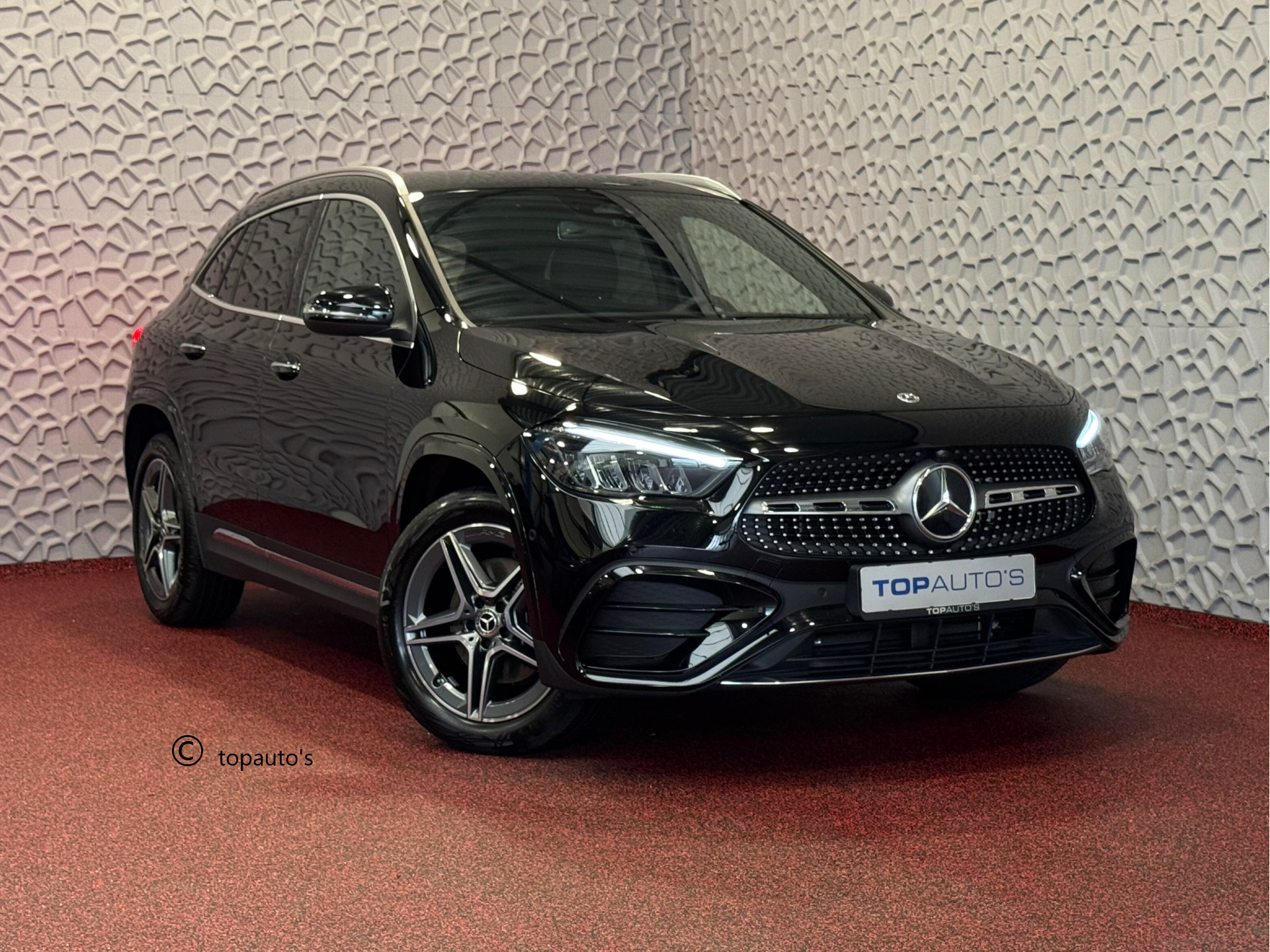 Mercedes-Benz GLA 250 E AMG LINE PLUG IN PREMIUM PHEV PLUG-IN-HYBRID