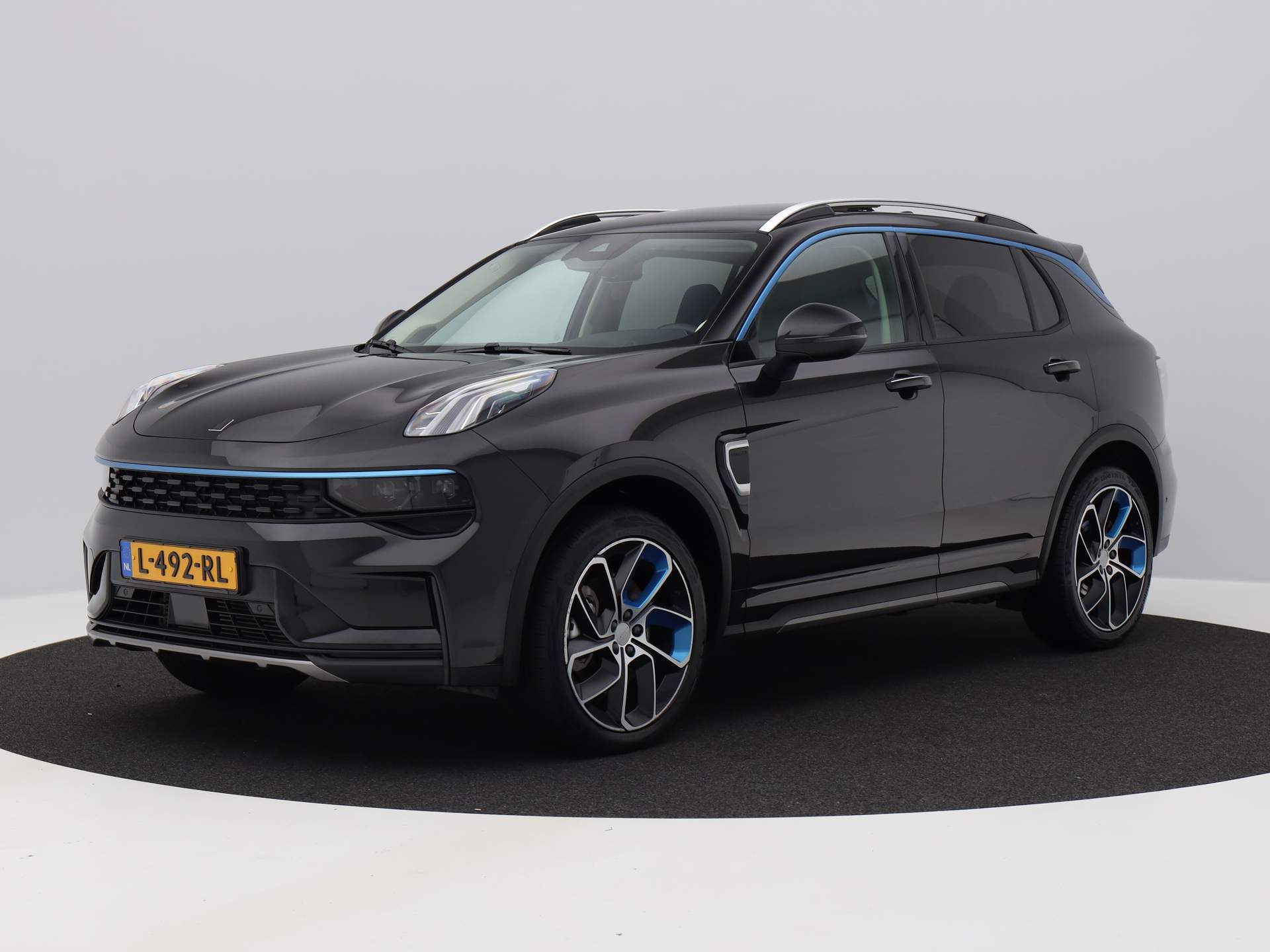 Lynk&Co 01 1.5 261 PK Plug-in Hybrid | PANO | ACC | KEYLESS | APPLE CARPLAY
