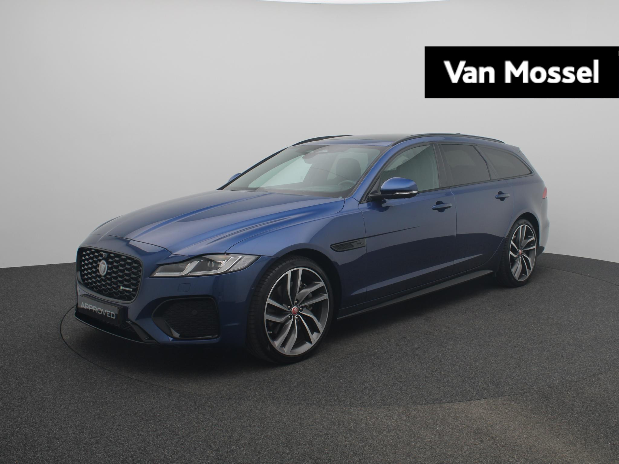 Jaguar XF Sportbrake P250 R-Dynamic SE | Fabrieksgarantie tot 2027 | 1e Eigenaar | Driver Assist Pack | Black Pack | Technology Pack | Panorama Dak |