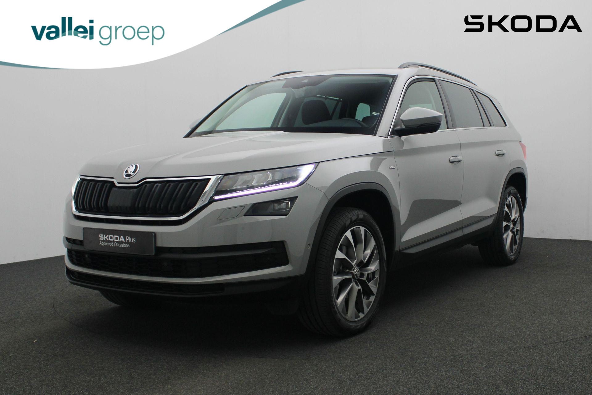 Škoda Kodiaq 7 pers. 1.5 TSI 150 pk DSG Business Edition | Stoel-/achterbankverwarming | Navigatie | Parkeersensoren voor/achter | Adaptive Cruise | Keyless Entry
