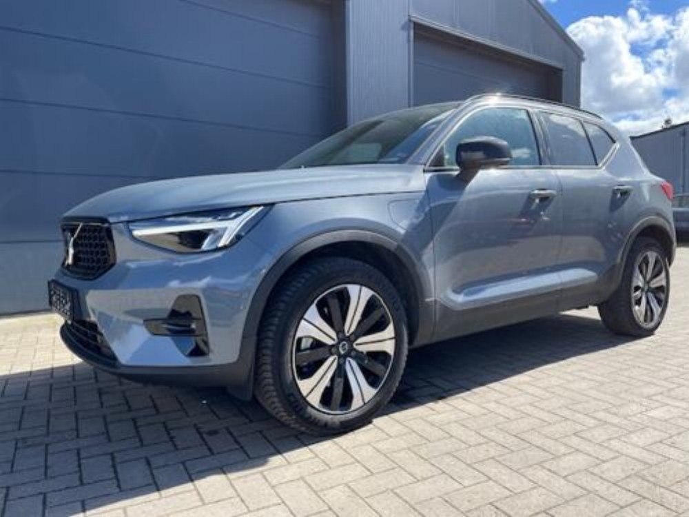 Volvo XC40 T5 Recharge PLUS DARK