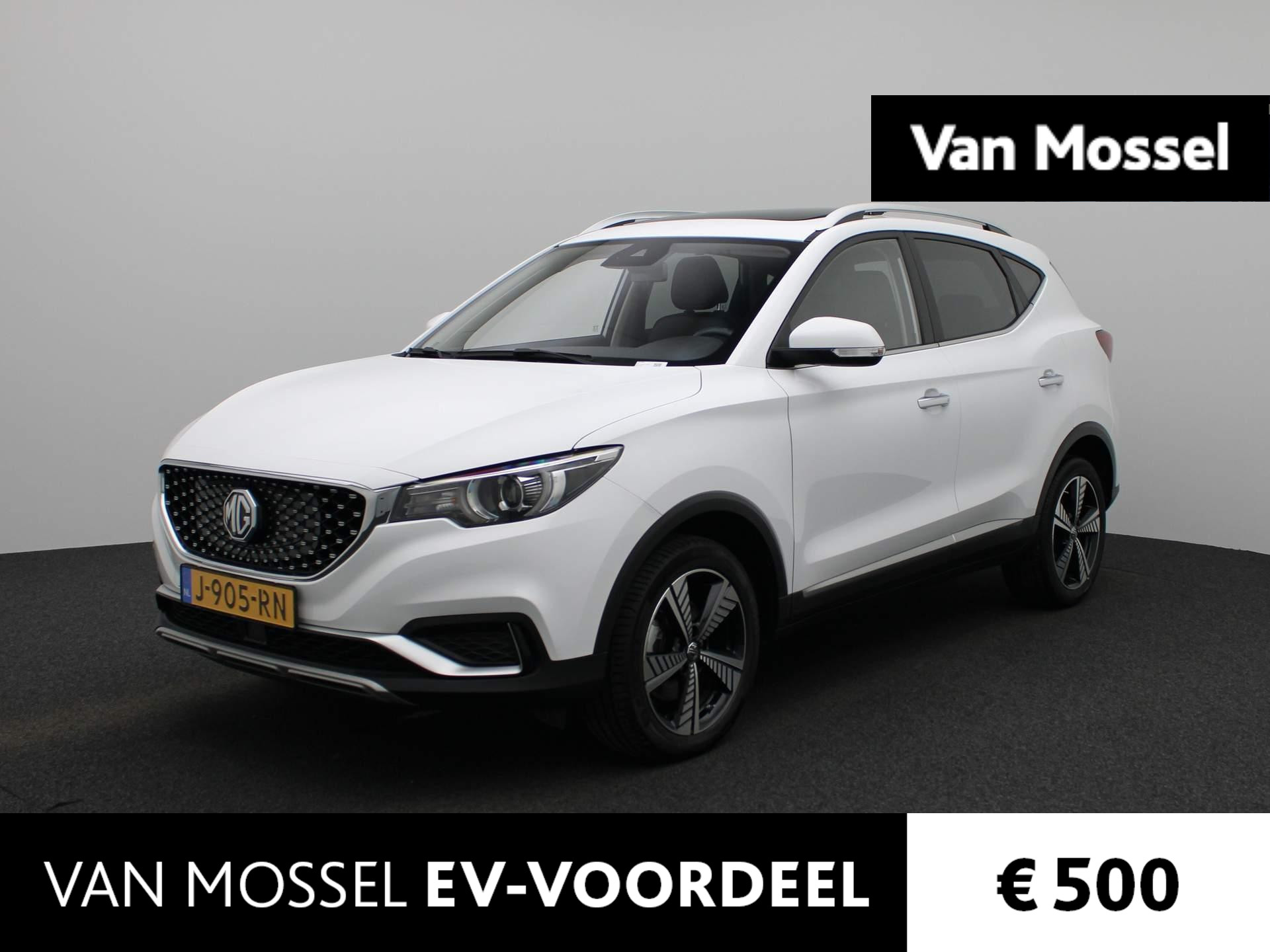 MG ZS-EV Luxury 45 kWh | 1e-Eigenaar | Navi | Panoramadak | Leder | Camera | Apple CarPlay |