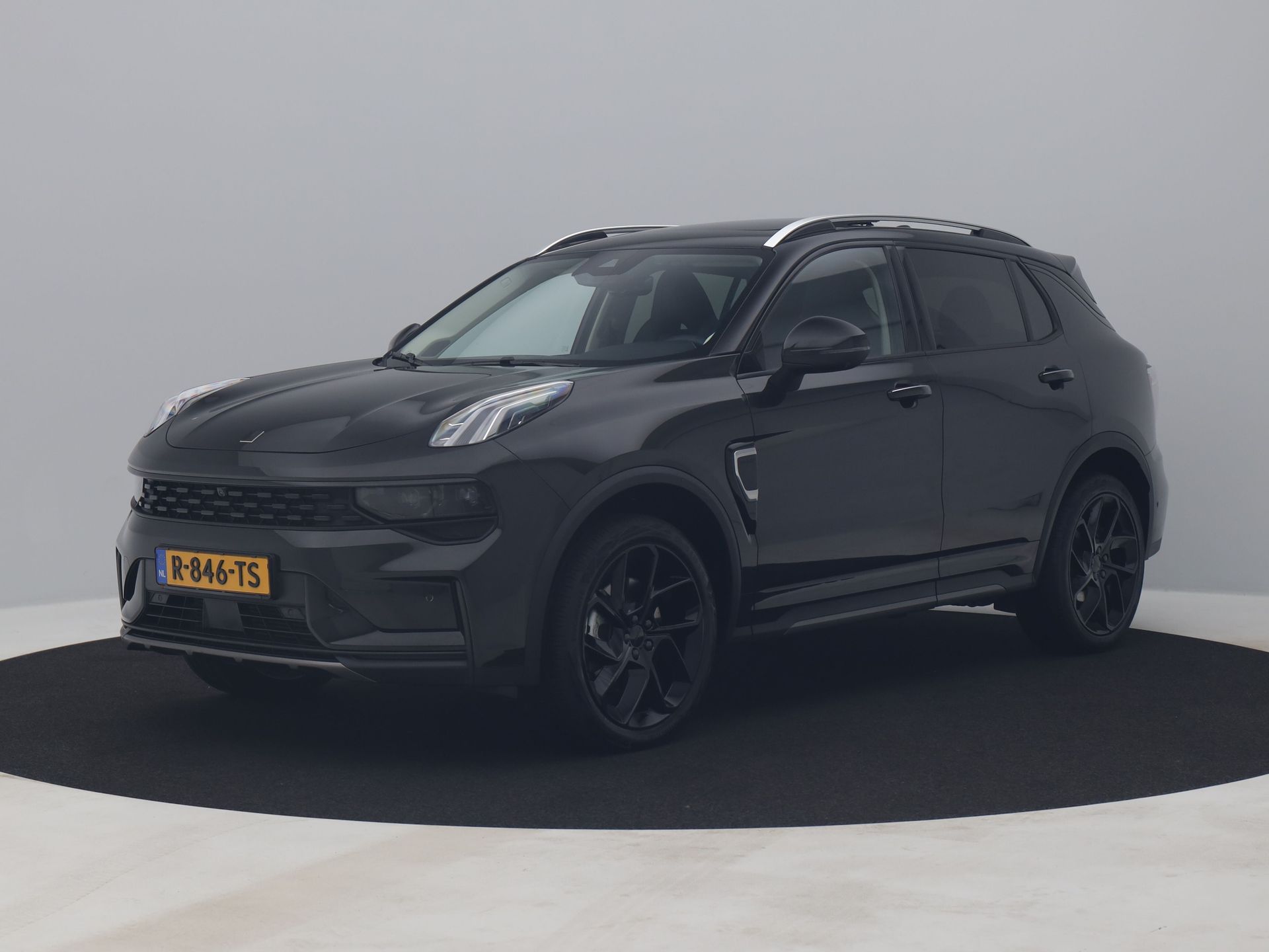 Lynk & Co 01 1.5 Plug-in Hybrid | 360° | BLACK | VOL LEDER | NLD AUTO
