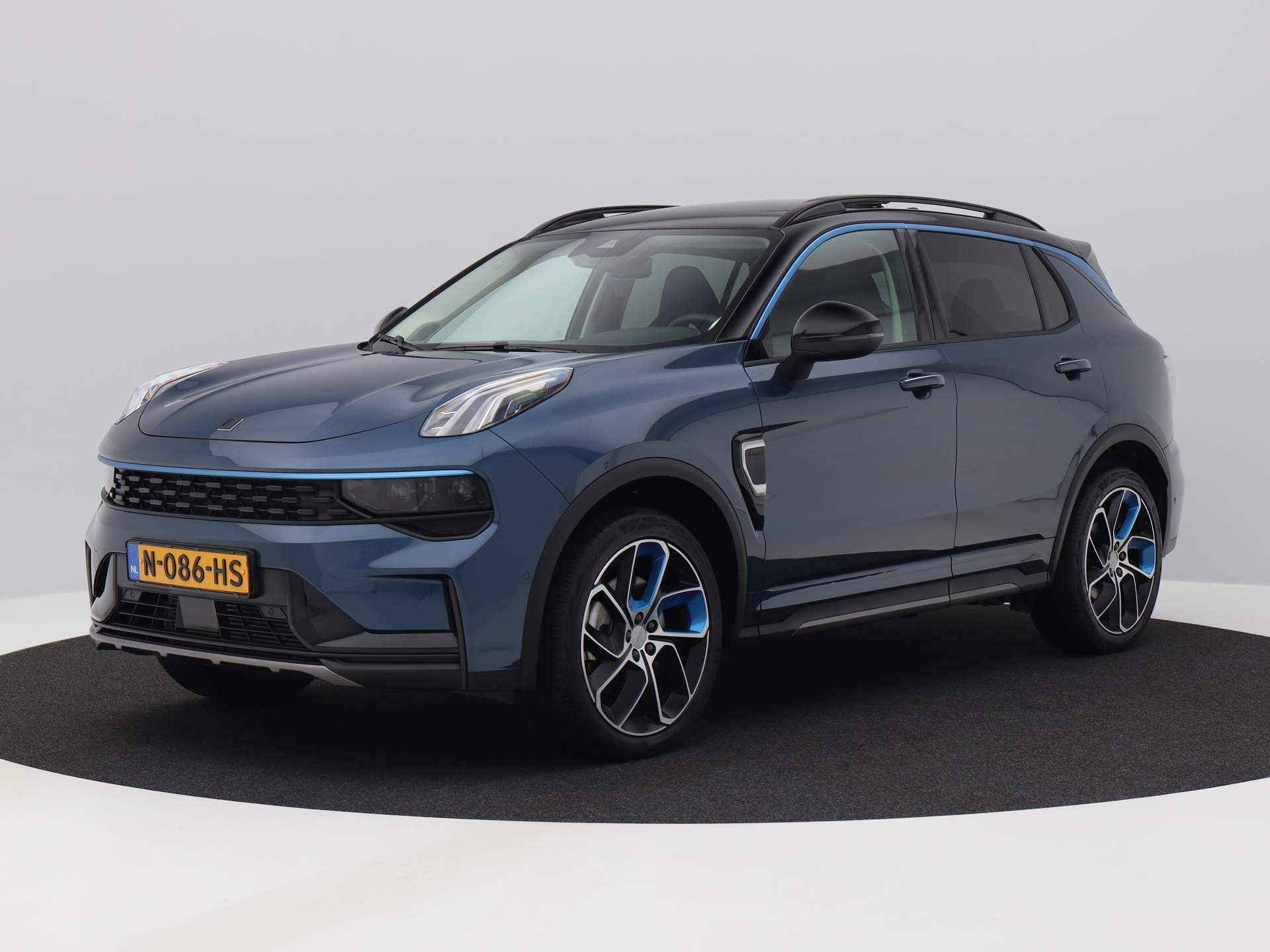 Lynk&Co 01 1.5 261 PK Plug-in Hybrid | PANO | ACC | KEYLESS | APPLE CARPLAY