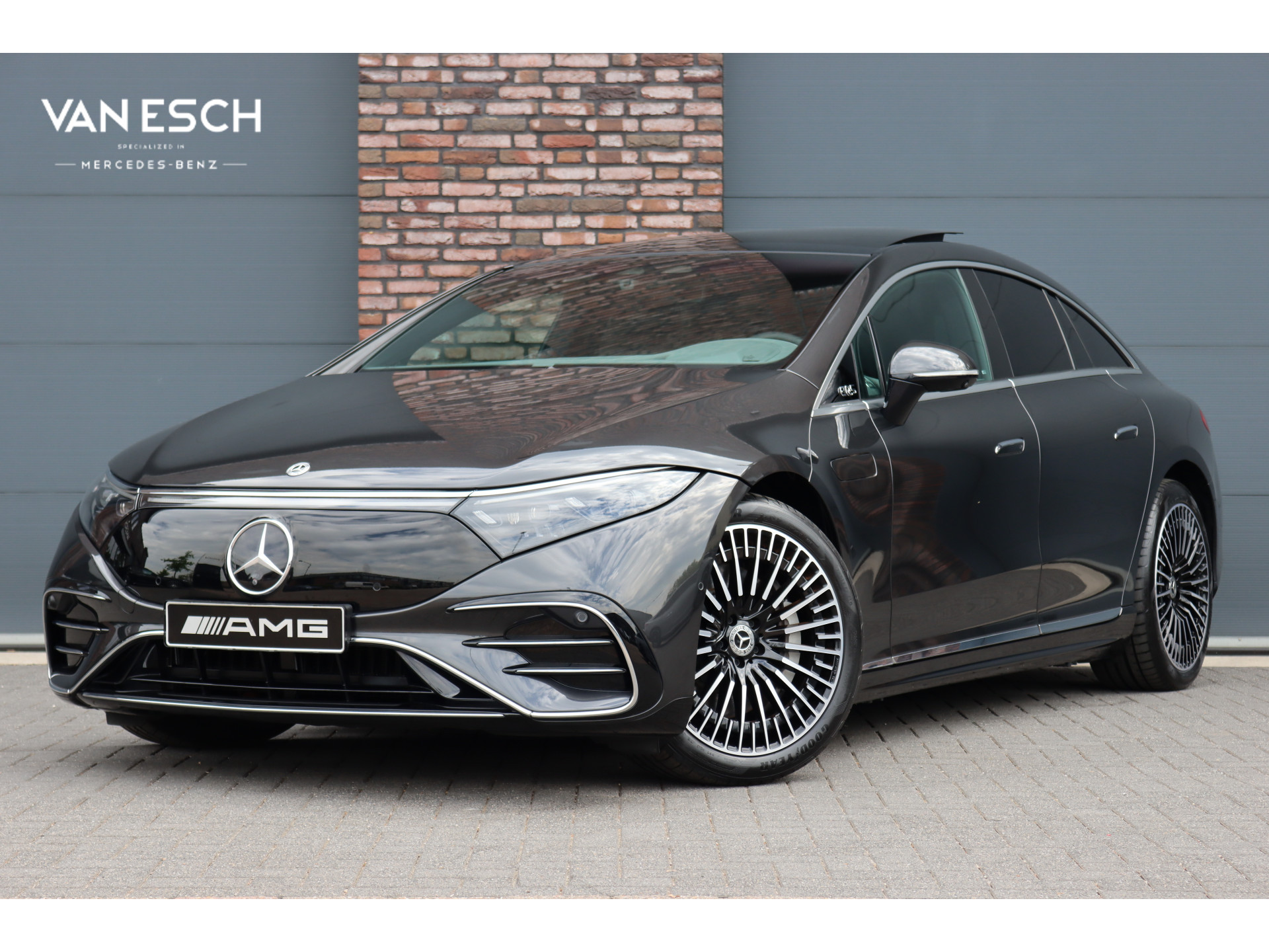 Mercedes-Benz EQS 450+ AMG Line 108 kWh | ex btw. €56.500,- | MBUX Hyperscreen | Airmatic | Achterasbesturing | Massage | Stoelventilatie | HUD | Distronic+ | Burmester | Digital Light | Luchtkwaliteitspakket |