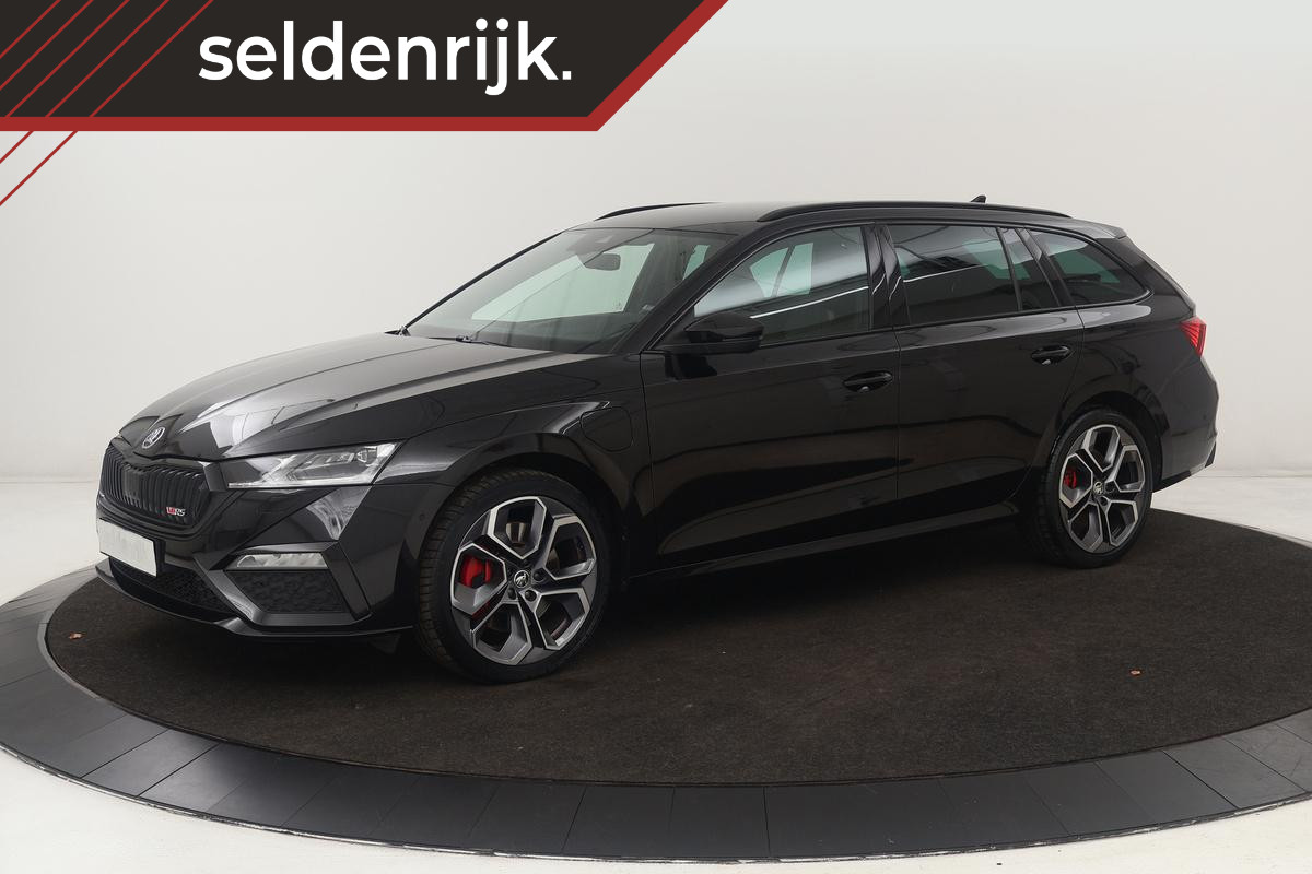 Škoda Octavia 1.4 TSI RS iV PHEV | Head-Up | Stoel & stuurverwarming | Adaptive cruise | Standkachel | Matrix LED | Massage | Alcantara | Camera | Carplay | Memory | Canton Sound | Virtual Cockpit | Side Assist