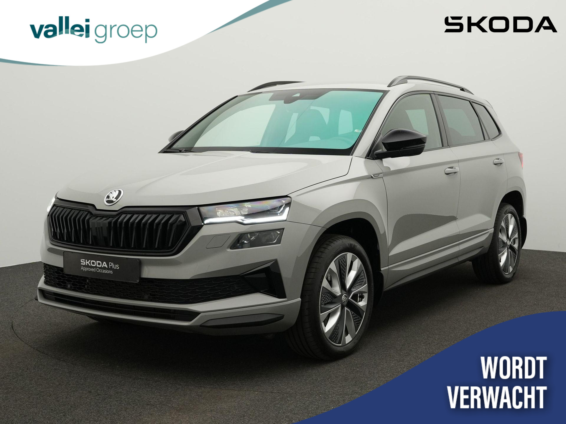 Škoda Karoq 1.5 TSI 150 pk DSG ACT Sportline Business | Trekhaak | Matrix LED | Stoel-/achterbankverwarming | Achteruitrijcamera