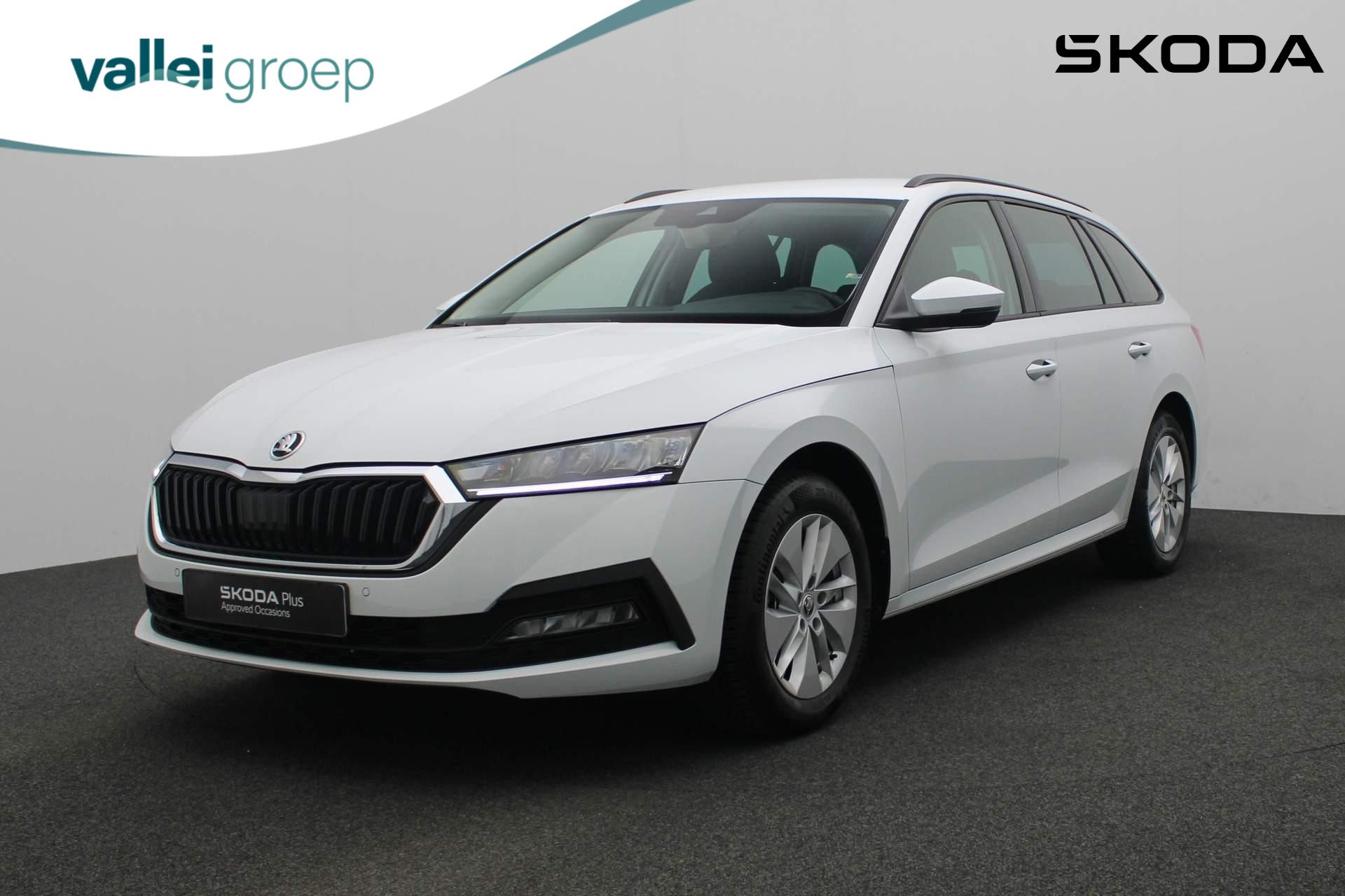 Škoda Octavia Combi 1.0 e-TSI 110PK DSG Business Edition | Navi | Keyless | Parkeersensoren voor/achter | Cruise | Apple Carplay / Android Auto