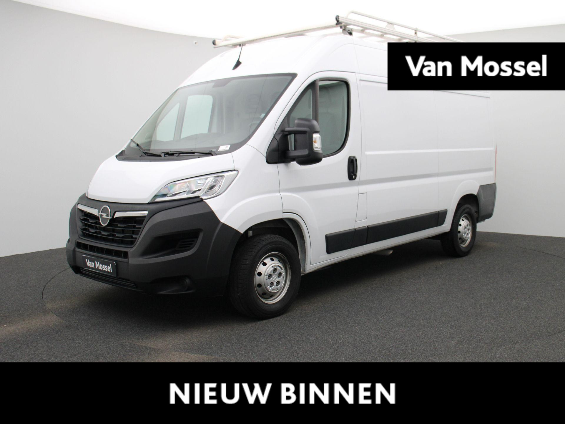 Opel Movano 2.2D 140 L2H2 3.5t | Parkeersensoren | Achteruitrijcamera | Imperiaal |