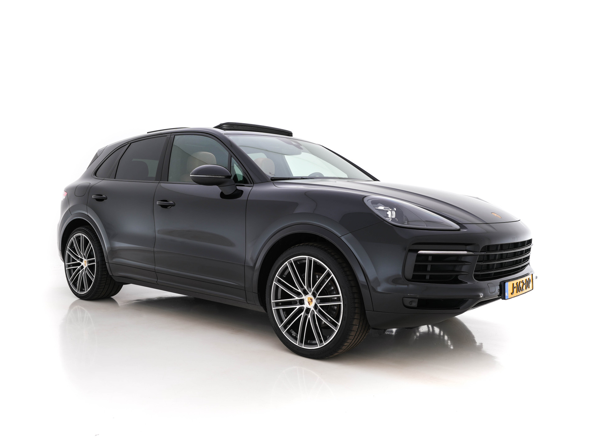 Porsche Cayenne 3.0 E-Hybrid Sport-Chrono-Pack (INCL-BTW) *PANO | NAPPA-LEATHER | FULL-LED | BOSE-SURROUND | MEMORY-PACK | AIR-SUPENSION | NAVI-FULLMAP | CAMERA | DAB+ | SPORT-SEATS | 22''ALU*