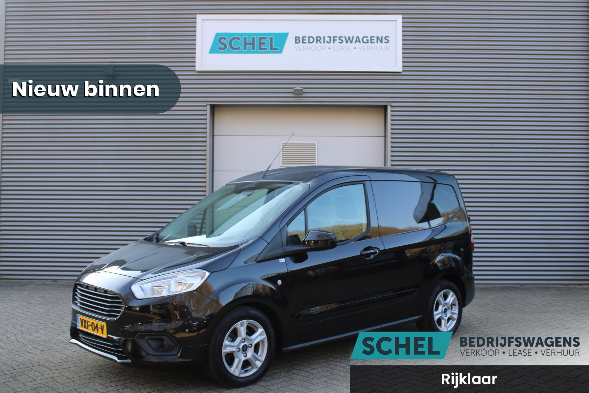Ford Transit Courier 1.5 TDCI Limited 100pk - Navi - Camera - Betimmering - Stoelverwarming - Rijklaar