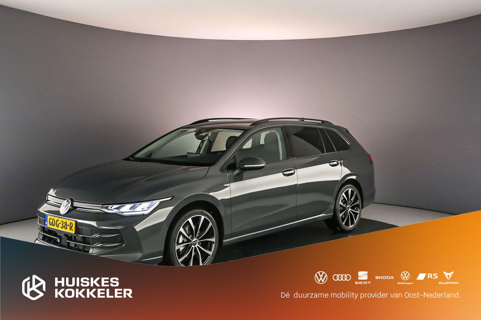 Volkswagen Golf Variant Life Business 1.5 eTSI 115pk DSG Automaat Adaptive cruise control, Navigatie, Stuurwiel verwarmd, Parkeersensoren, App connect, LED verlichting, Stoelverwarming