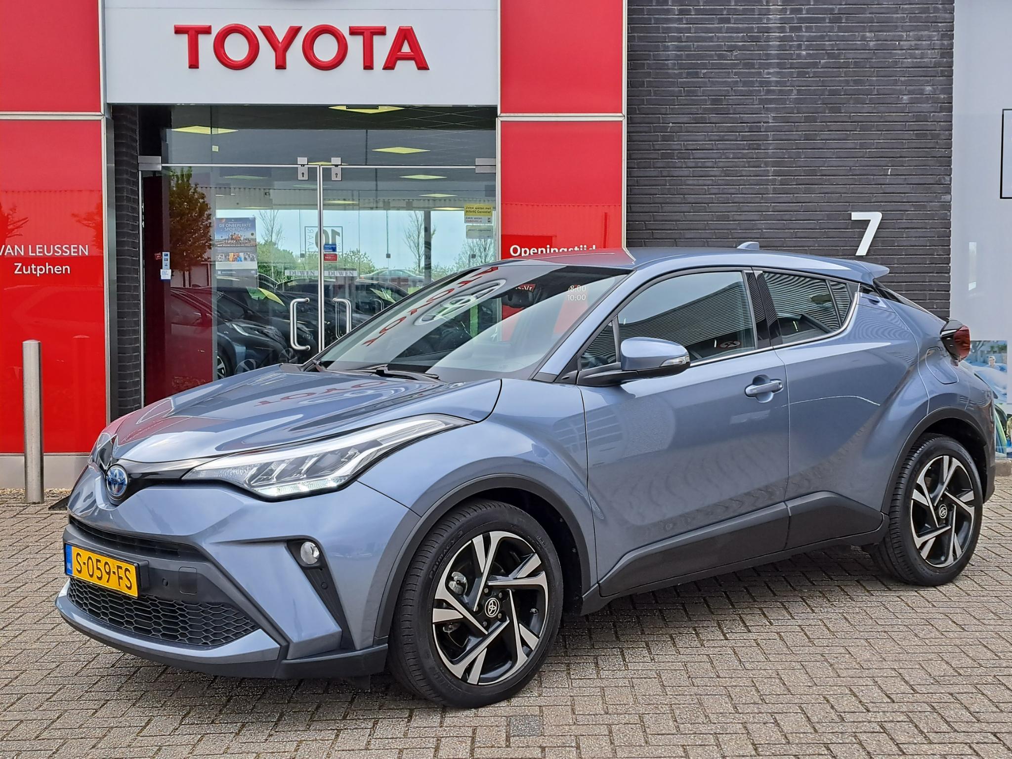 Toyota C-HR 1.8 HYBRID DYNAMIC APPLE/ANDROID KEYLESS PARK-SENSOREN 18"LM-VELGEN NL-AUTO