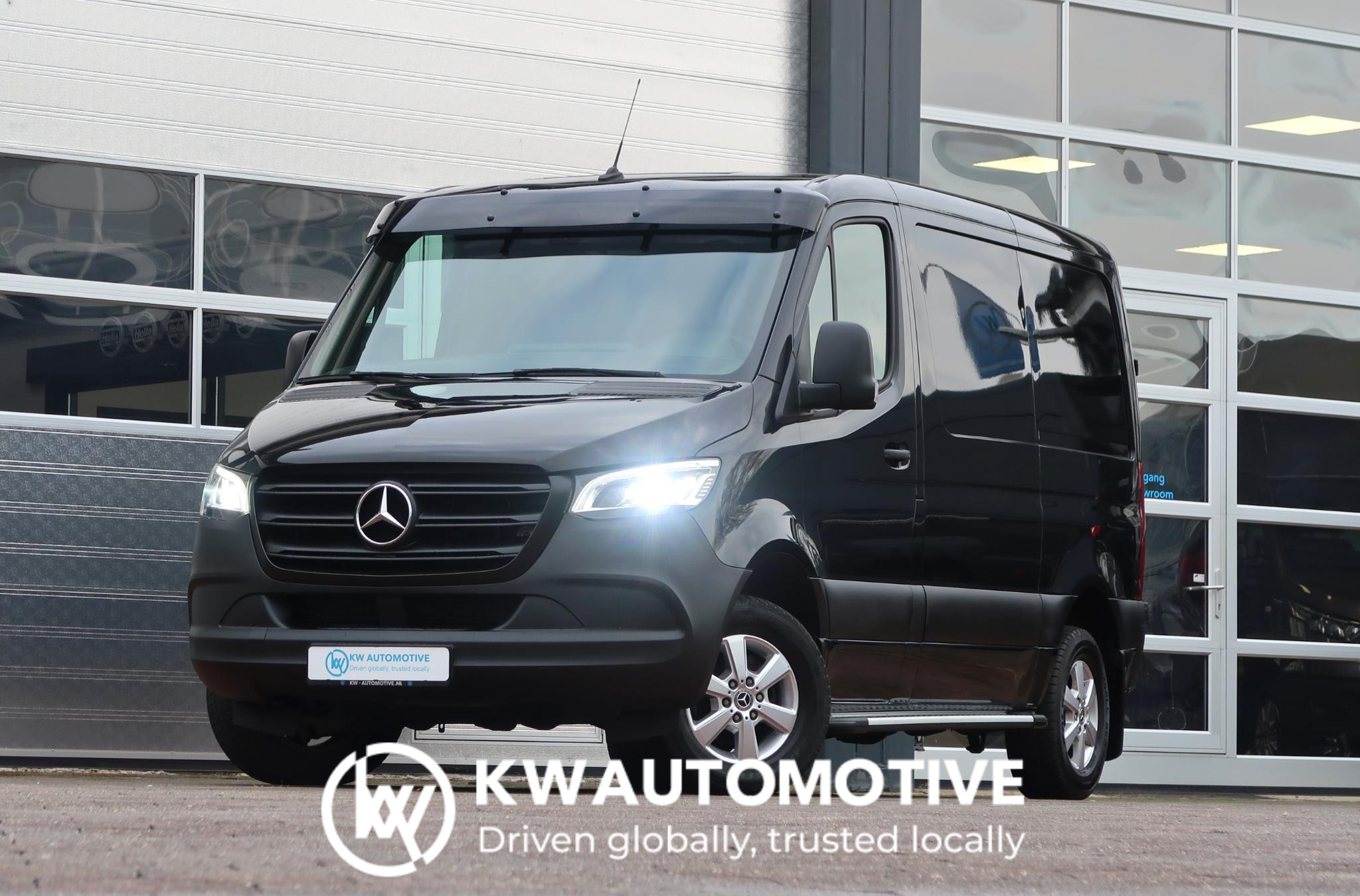 Mercedes-Benz Sprinter 316 2.2 CDI L1H1 RWD AUT/ CAMERA/ LED/ MBUX/ CRUISE/ CLIMA/ TREKHAAK