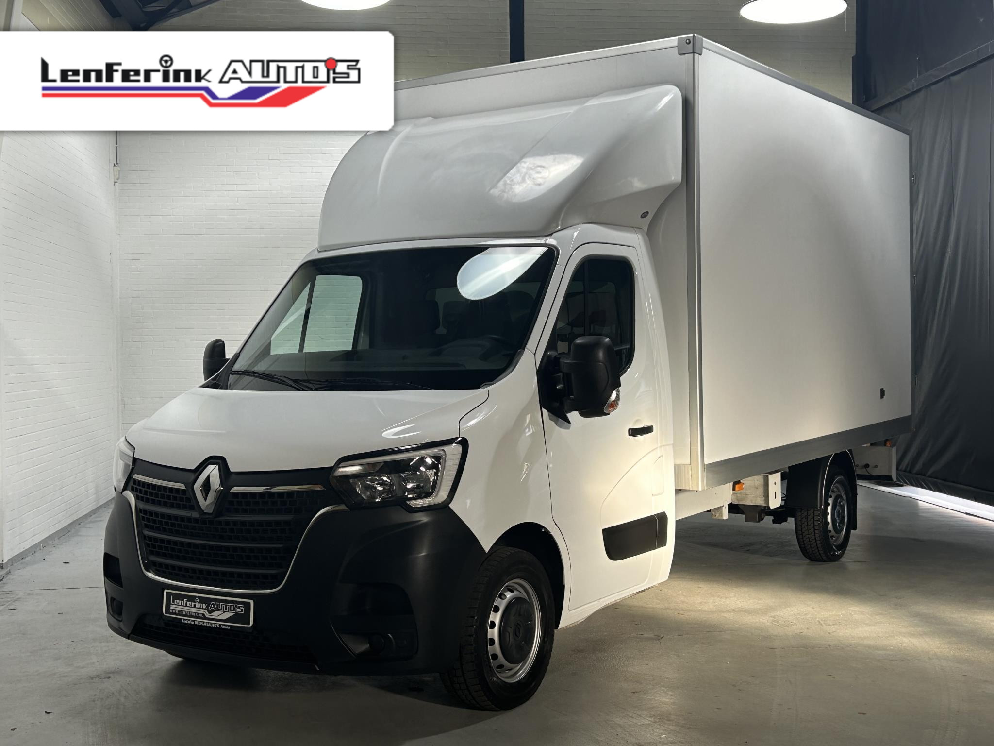 Renault Master 2.3 DCi 165 pk Bakwagen met Deuren / Zijdeur Airco, Camera, LxBxH 415x204x230 cm, 19,5m3, 3-Zits