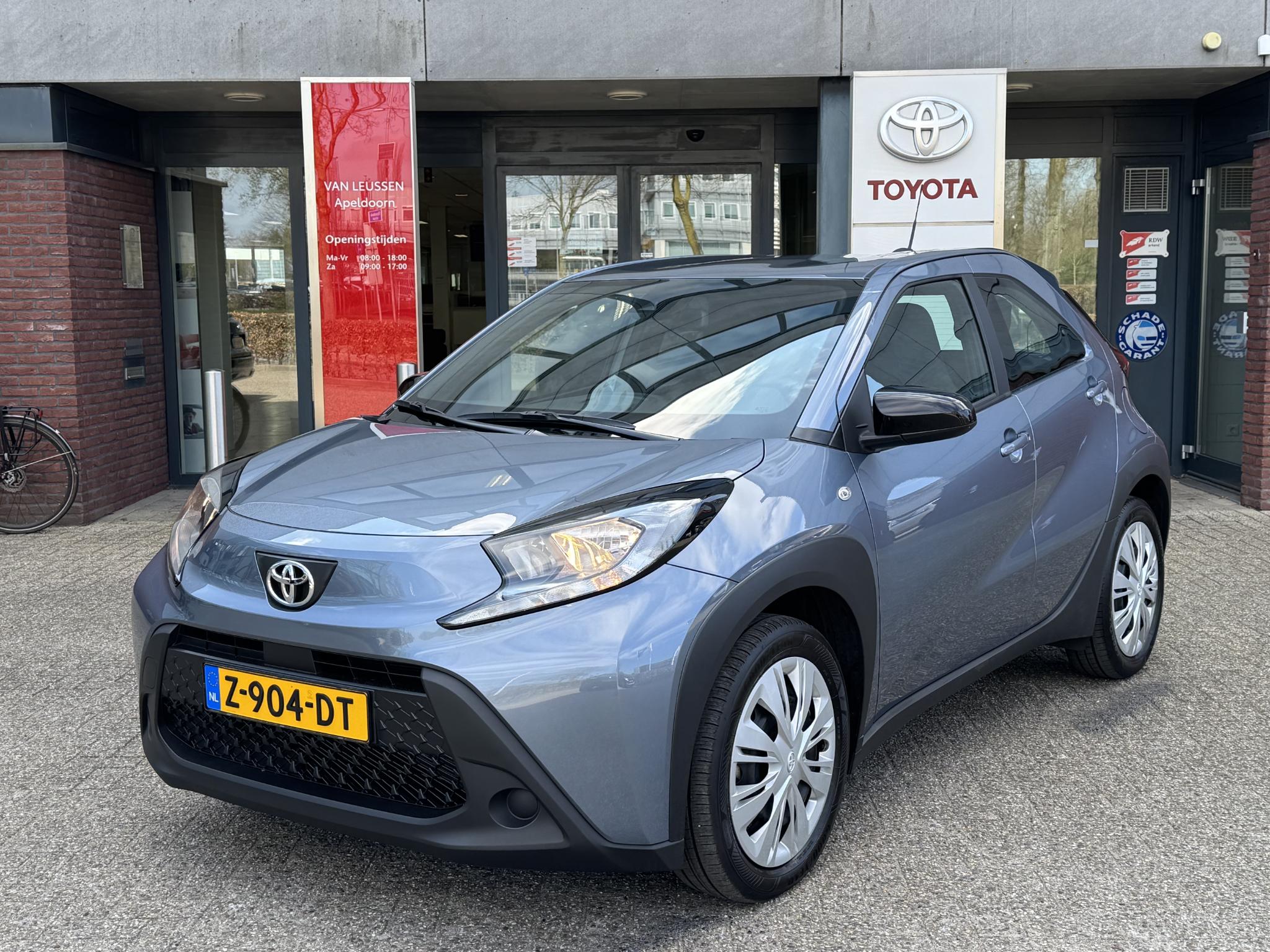 Toyota Aygo X PLAY AUTOMAAT APPLE/ANDROID CAMERA 7"DISPLAY LED AD-CRUISE AIRCO DAB+