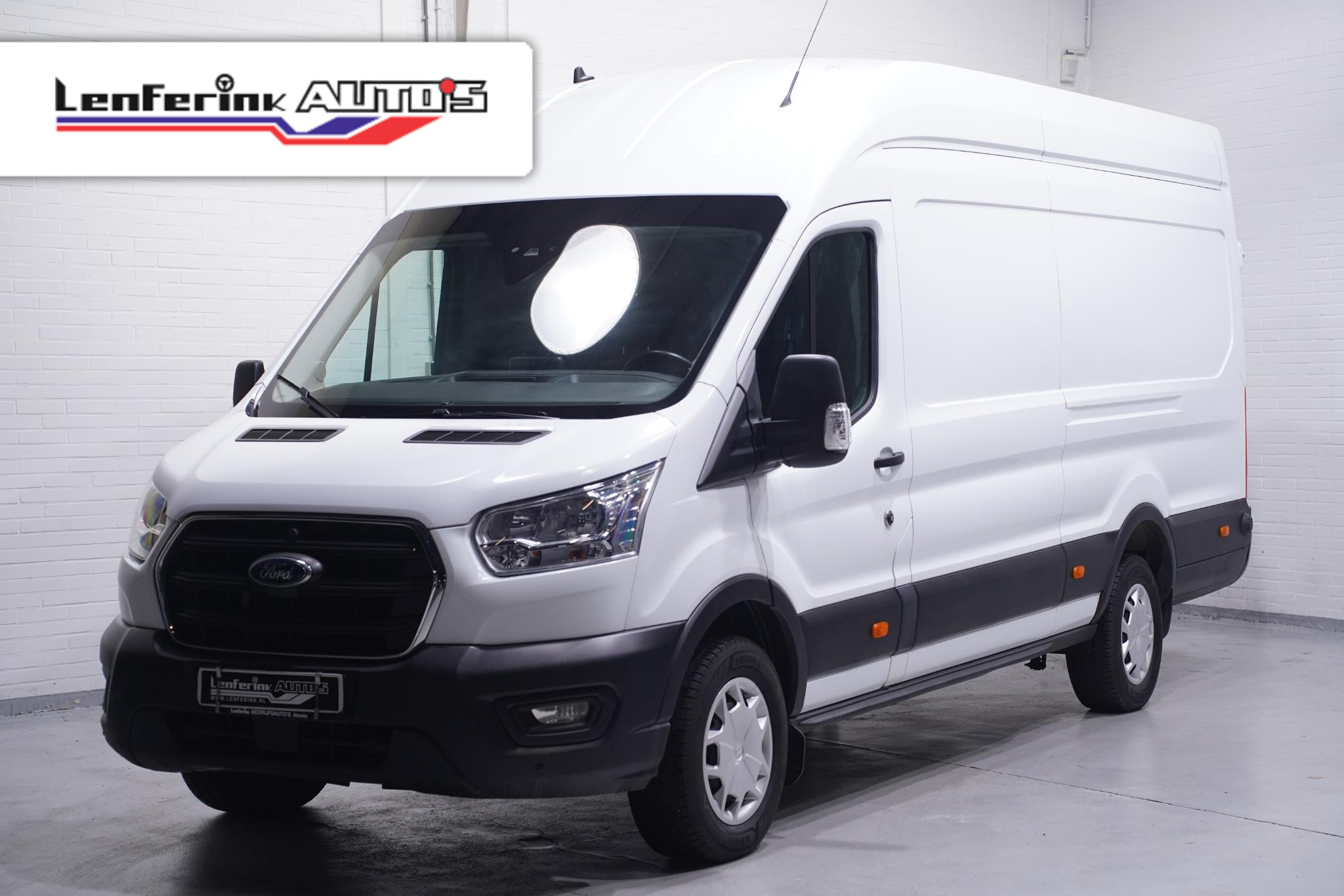Ford Transit 2.0 TDCI 130 pk L4H3 Trend va 299,- p/mnd Lease Navi, Camera, DAB+, Cruise Control, PDC V+A, 3-Zits