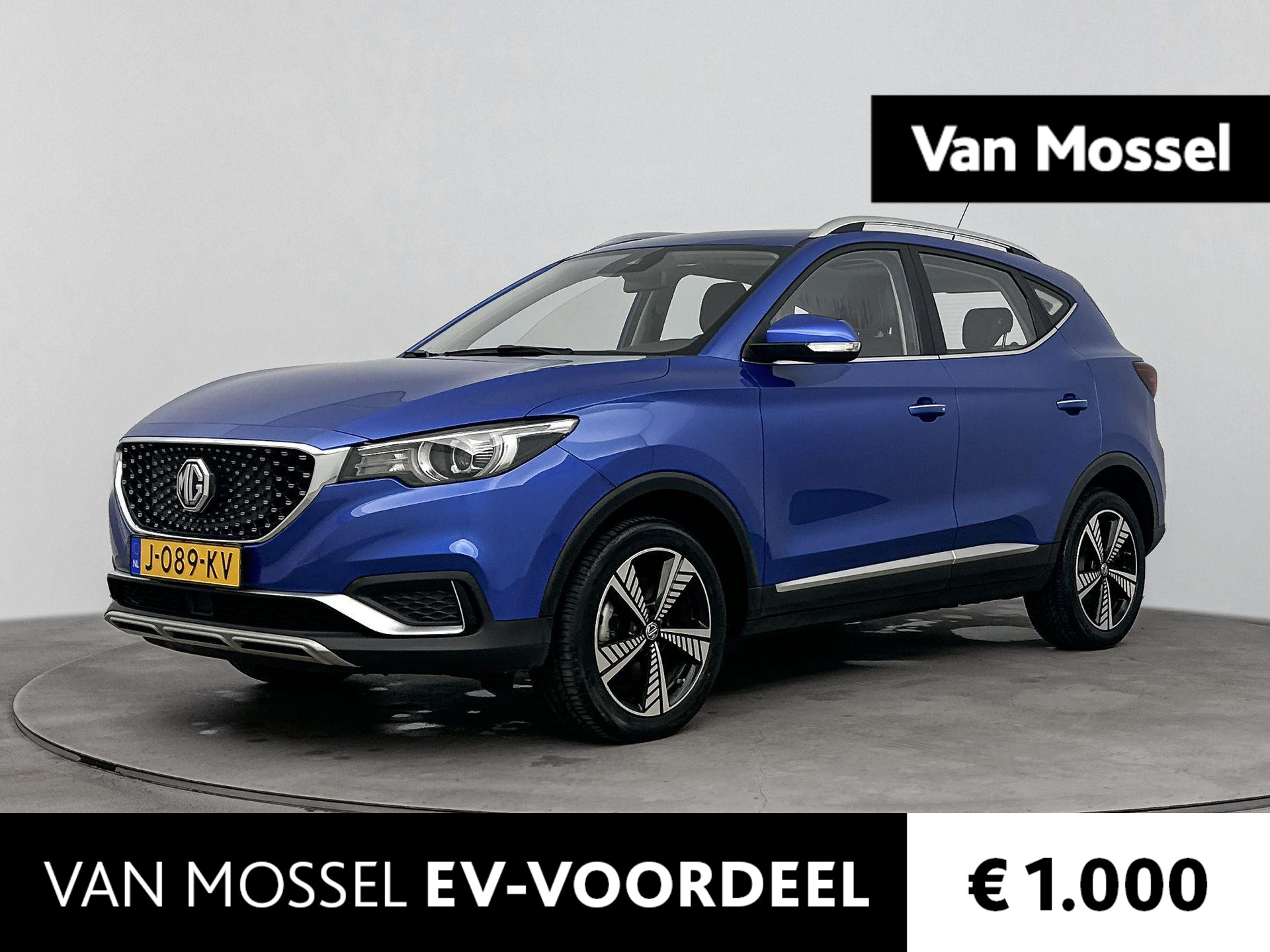 MG ZS-EV Luxury 45 kWh | Leder | Navigatie | Panoramadak | Parkeersensoren