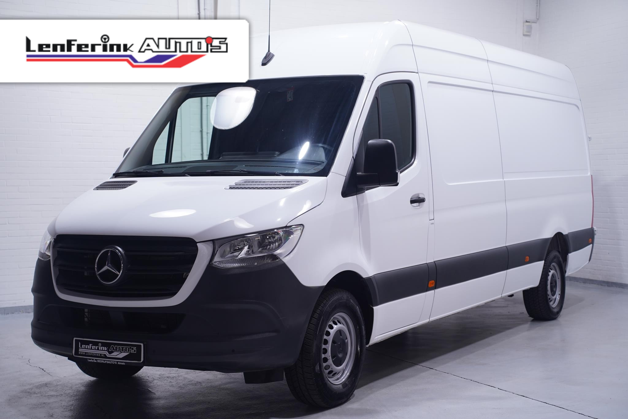 Mercedes-Benz Sprinter 317 CDI 170 pk L3H2 Airco, BPM vrij, Camera PDC V+A, Cruise Control, Laadruimte Pakket, 3-Zits