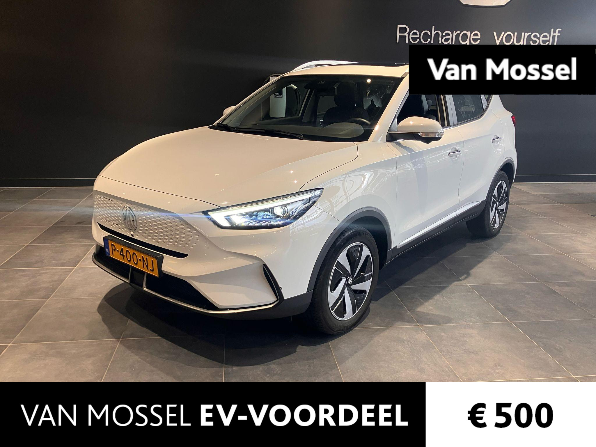 MG ZS-EV Standard Range Luxury 50 kWh | Panoramadak | Leder | Navi | 360 Camera | Led Koplampen |