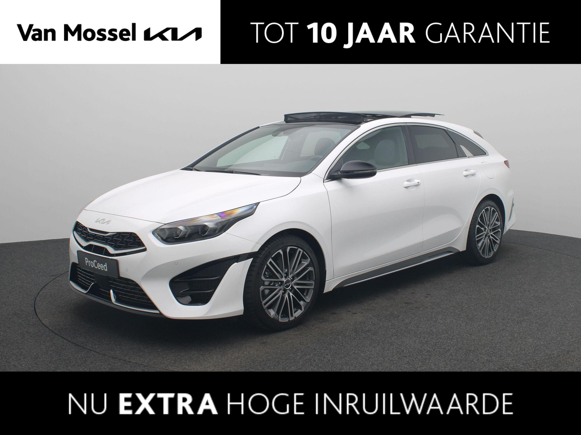Kia ProCeed 1.5 T-GDi GT-PlusLine | VOORRAAD| Panoramadak | Navigatie | Climate Control | Lm velgen | Parkeersensoren | Camera | Stoelverwarming | Glasdak