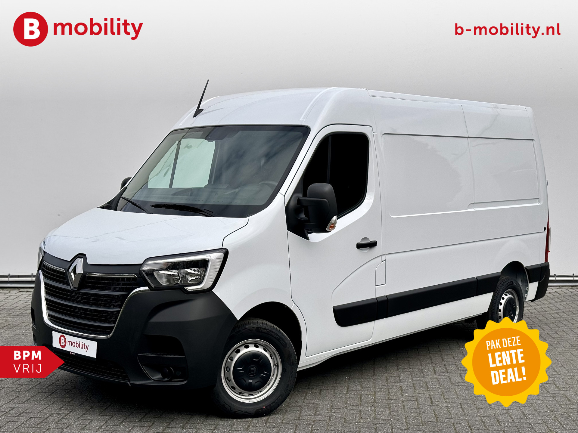 Renault Master T35 2.3 dCi 135PK L2H2 Comfort Rijklaar! NIEUW 10x VOORRAAD | Trekhaak | Betimmering | Navigatie | PDC