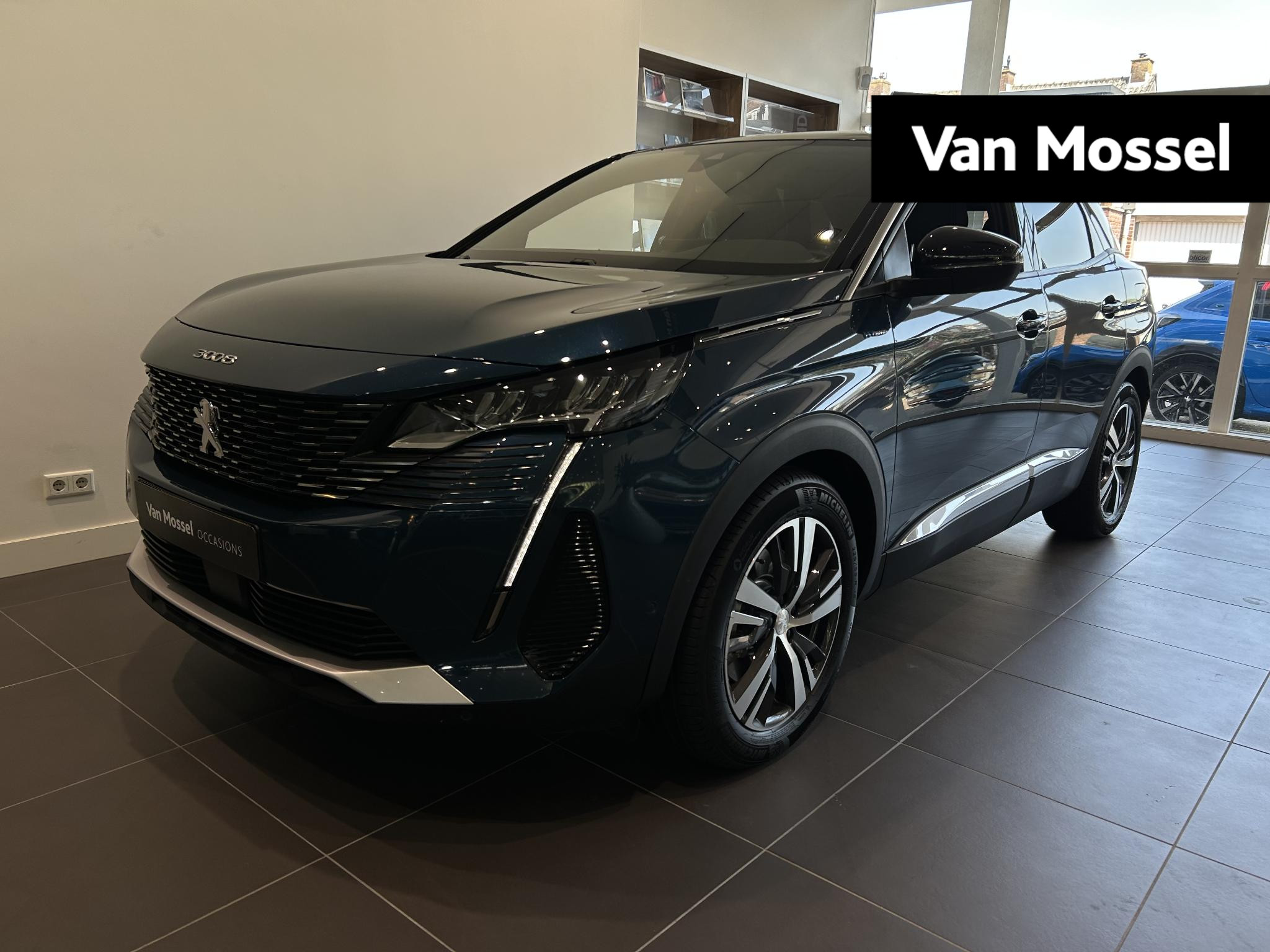 Peugeot 3008 1.6 HYbrid 225 Allure Pack Business | Camera | Navigatie | 18" Lichtmetalen velgen