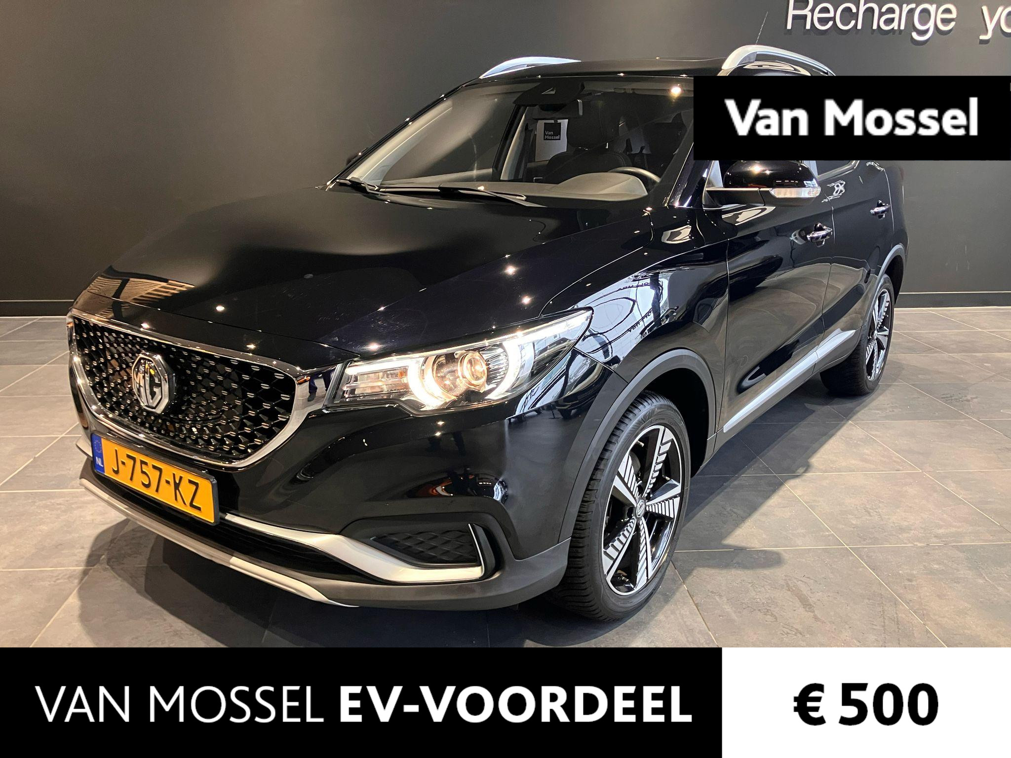 MG ZS-EV Luxury 45 kWh | Navi | Leder | Panoramadak | Camera | Apple CarPlay |